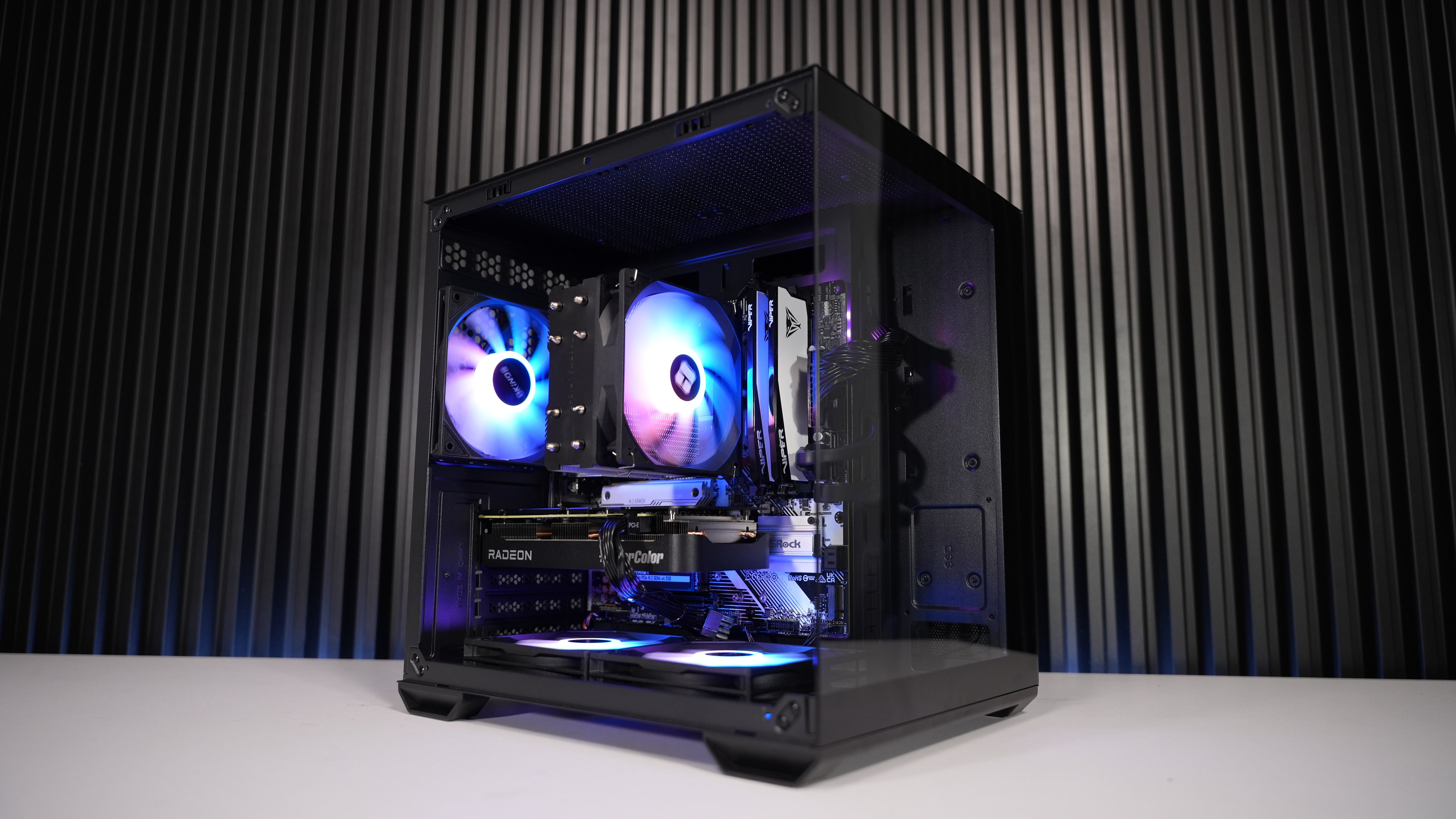 Ryzen 5 9600X + RTX 9060XT Gaming PC
