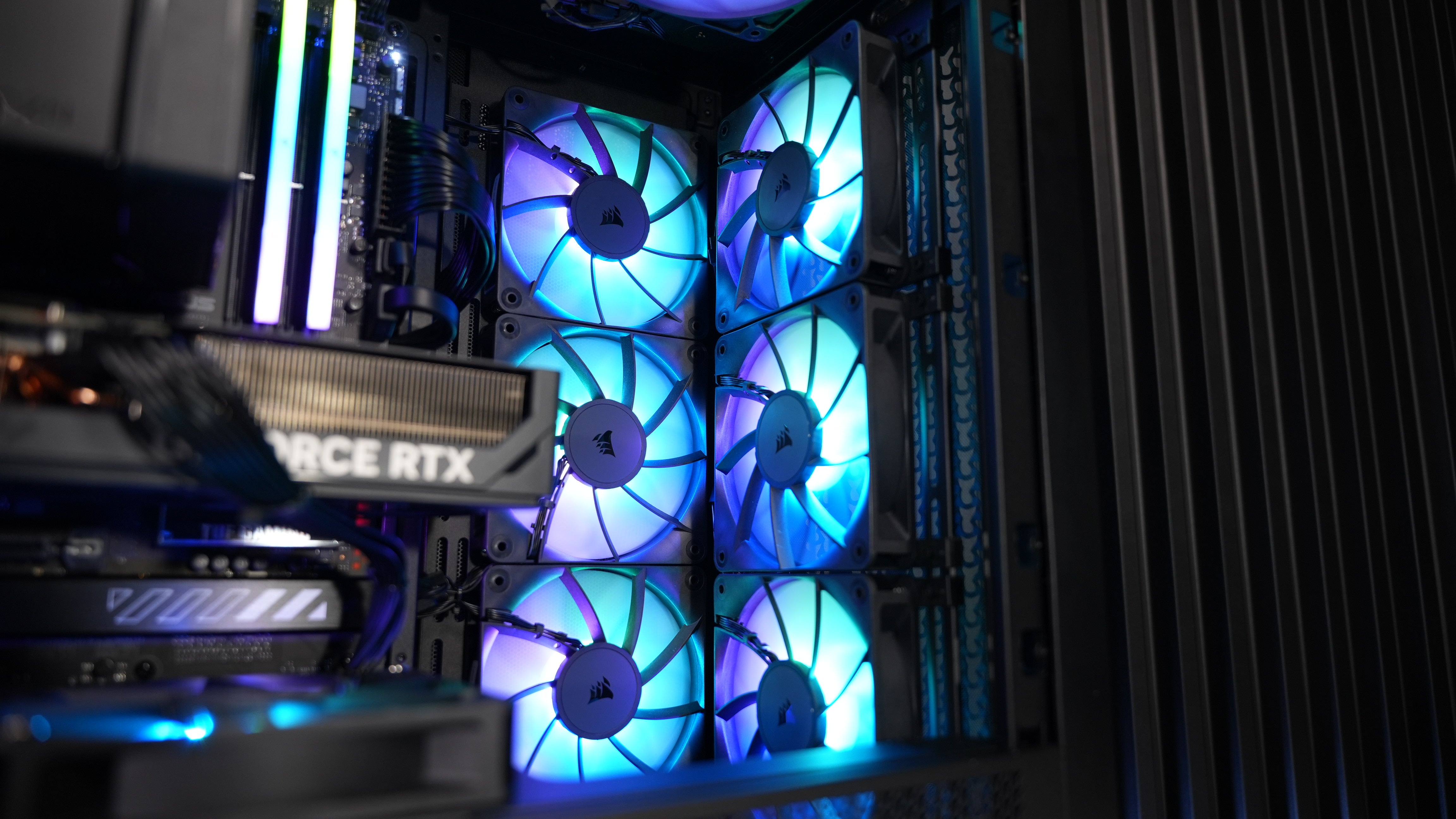Ryzen 5 9600X + RTX 5070 Gaming/Streaming PC