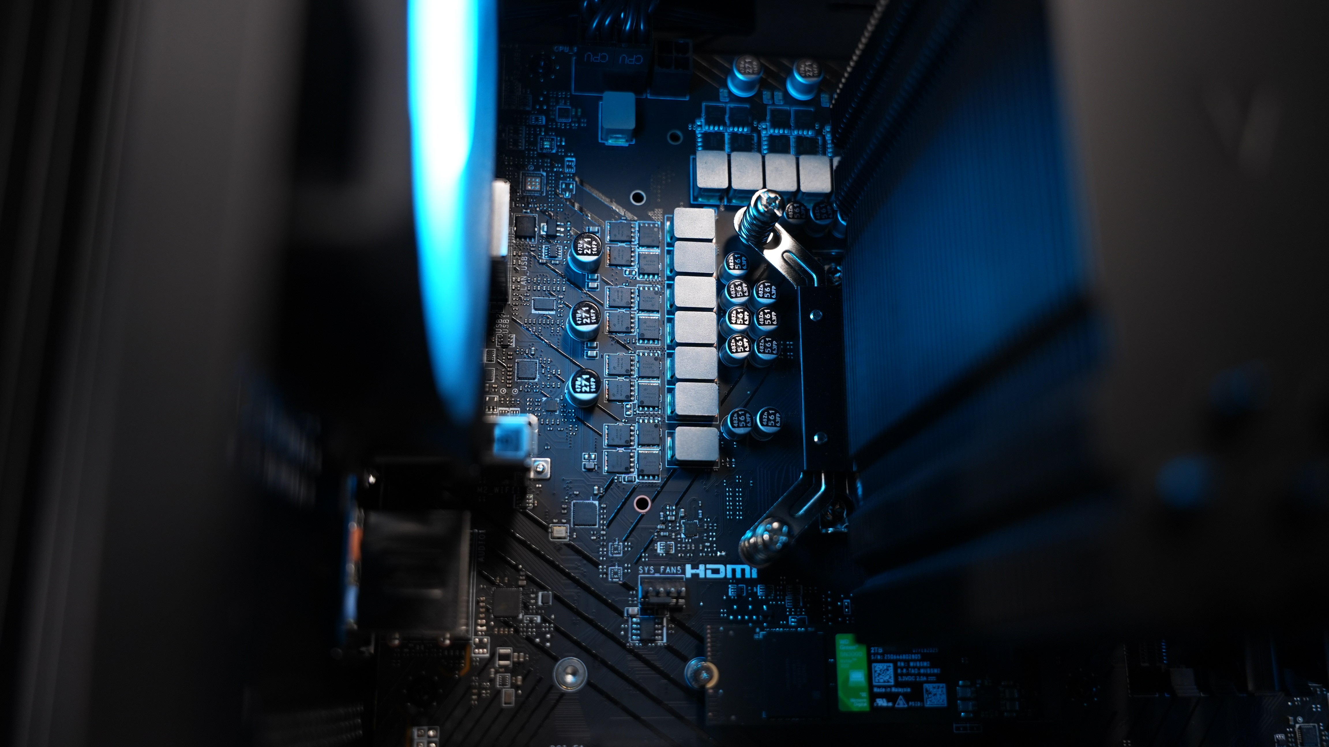 Intel i7 14700F + RTX 5060Ti 16GB Gaming PC