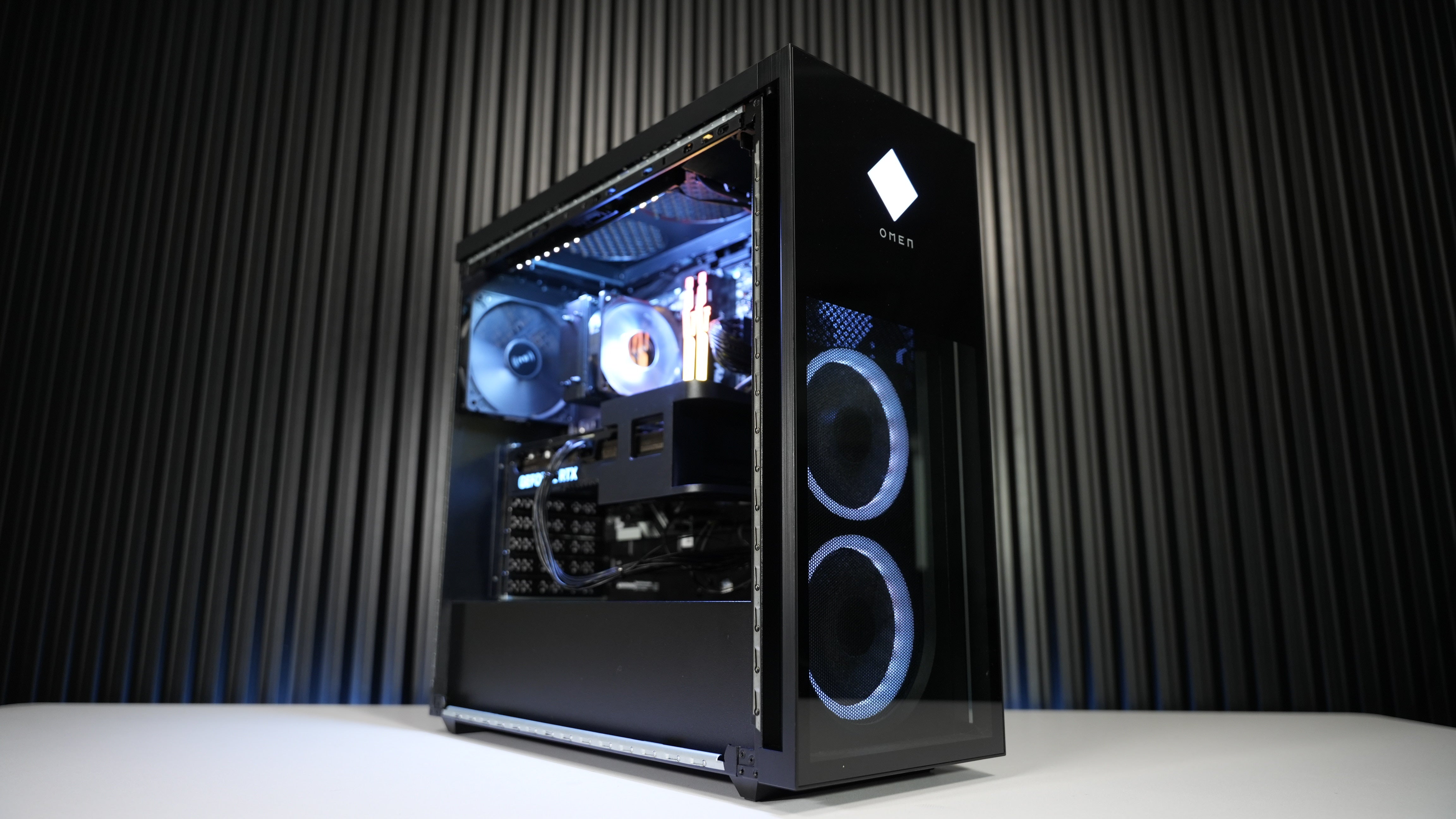 Ryzen 7 7700 + RTX 4070 Super Gaming/Streaming PC