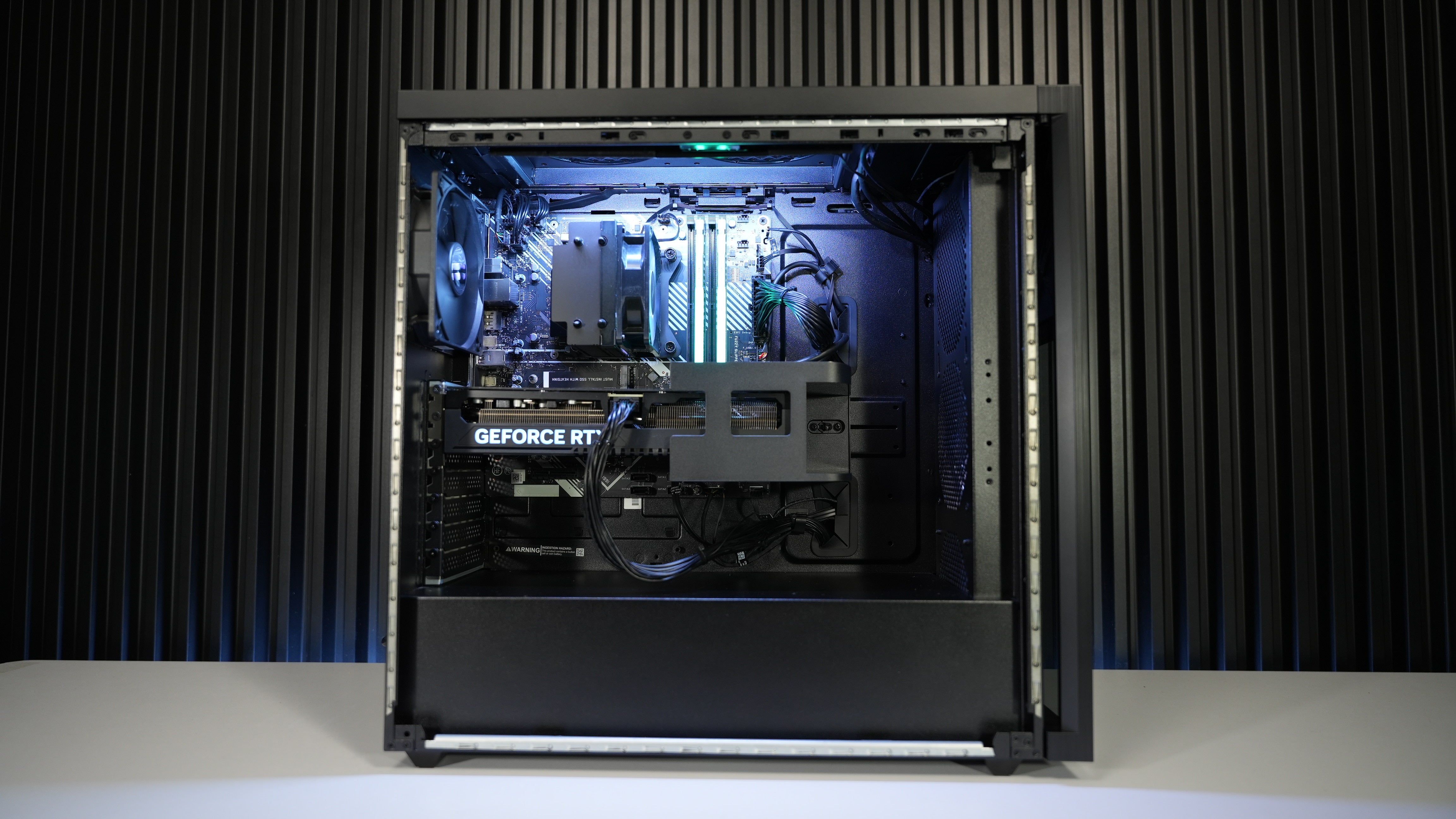 Ryzen 7 7700 + RTX 4070 Super Gaming/Streaming PC