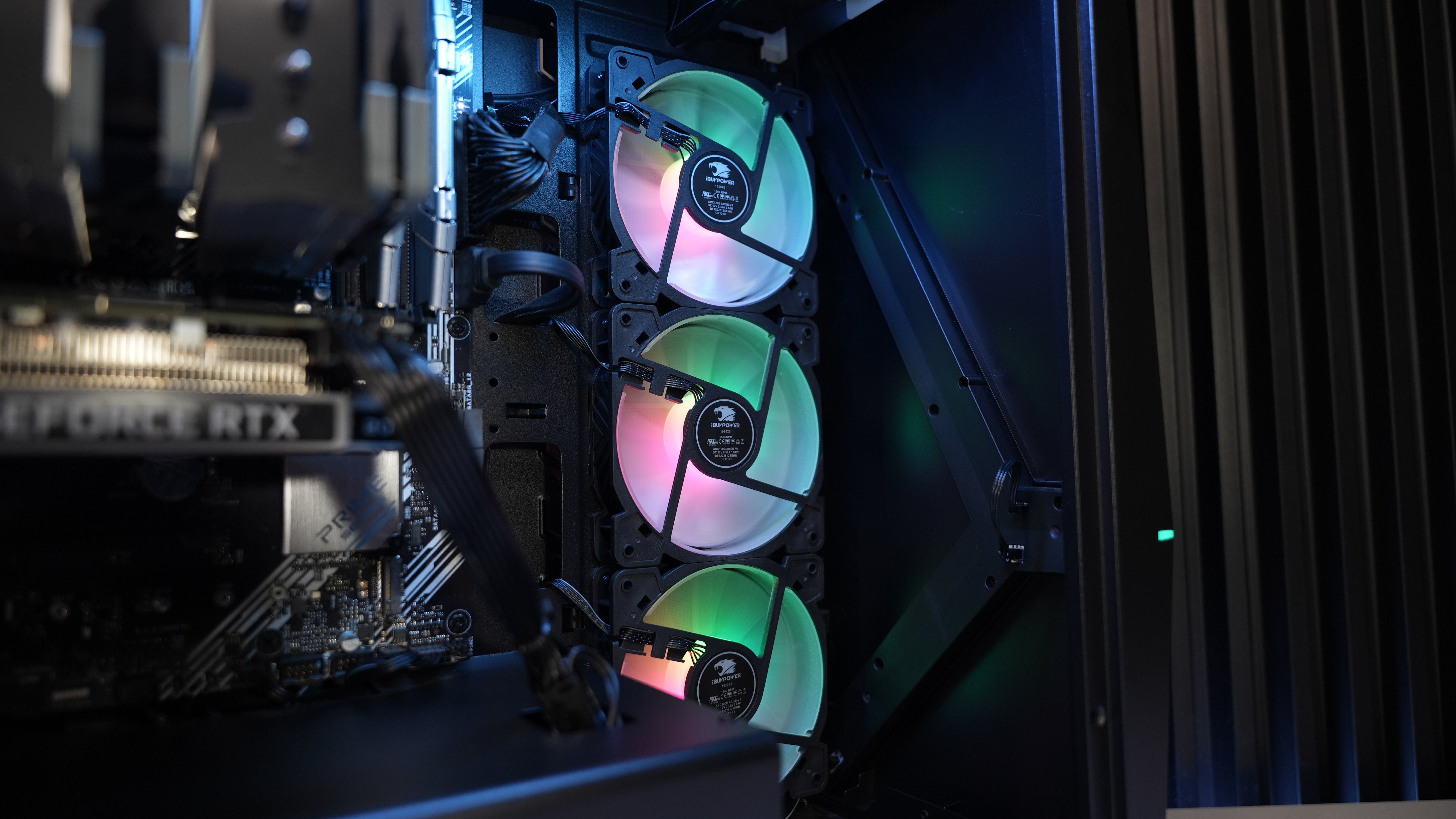 Ryzen 5 3600X + RTX 2060 Gaming PC