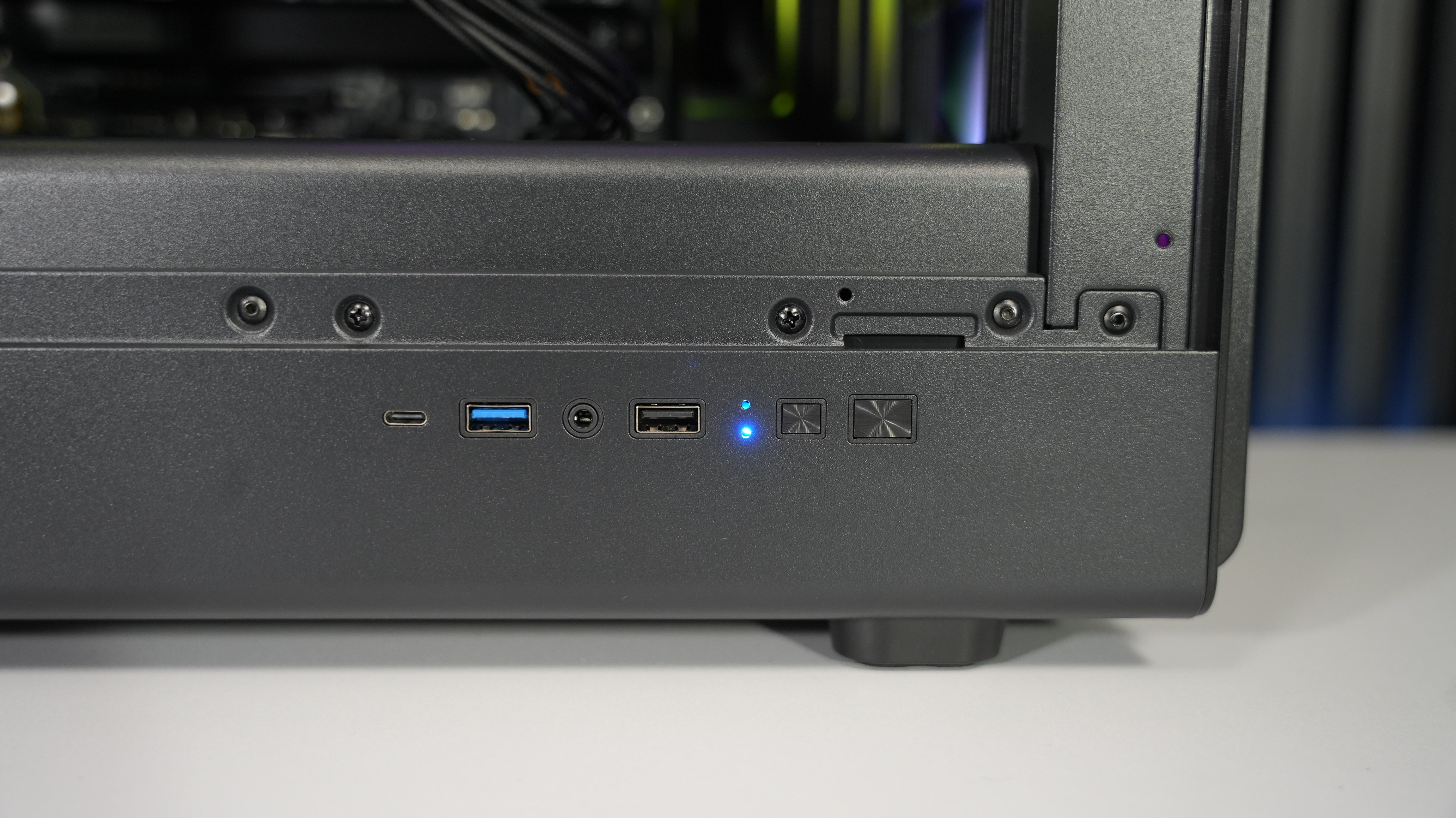 Intel i5 12600K + RTX 5070 Gaming/Streaming PC