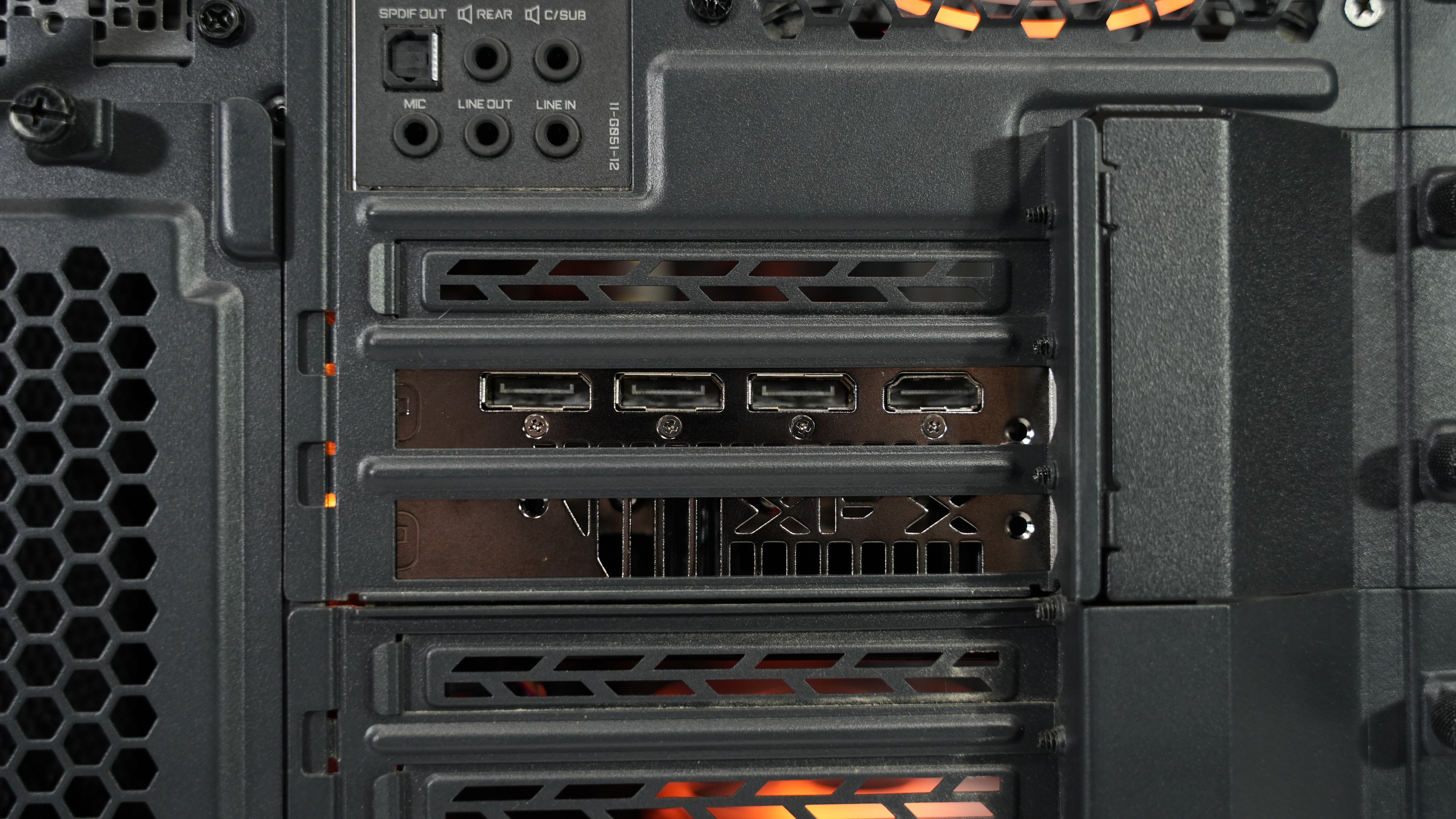 Ryzen 7 5800X + RX 6800 Gaming PC