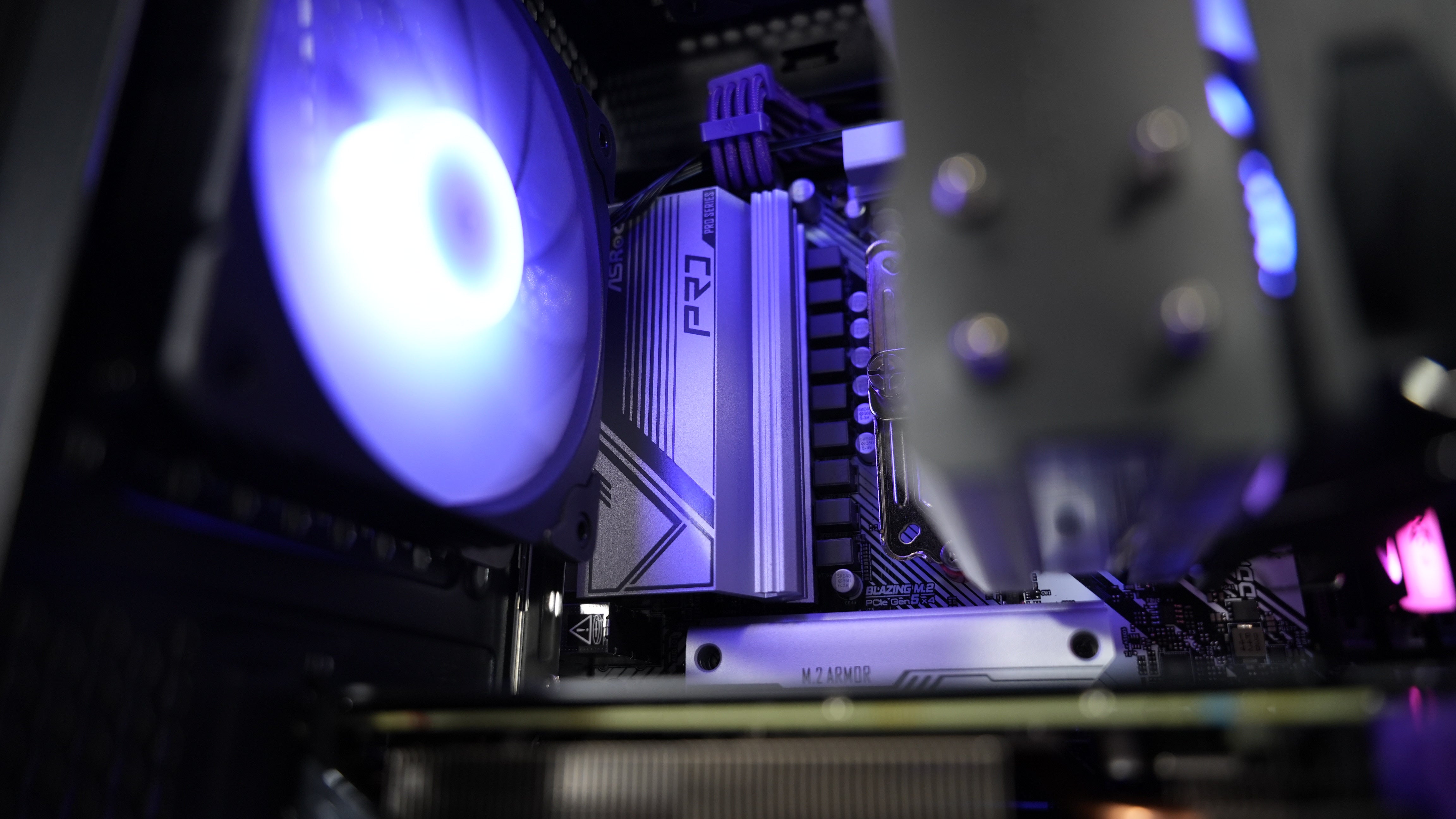 Ryzen 5 9600X + RX 9060XT Gaming/Streaming PC