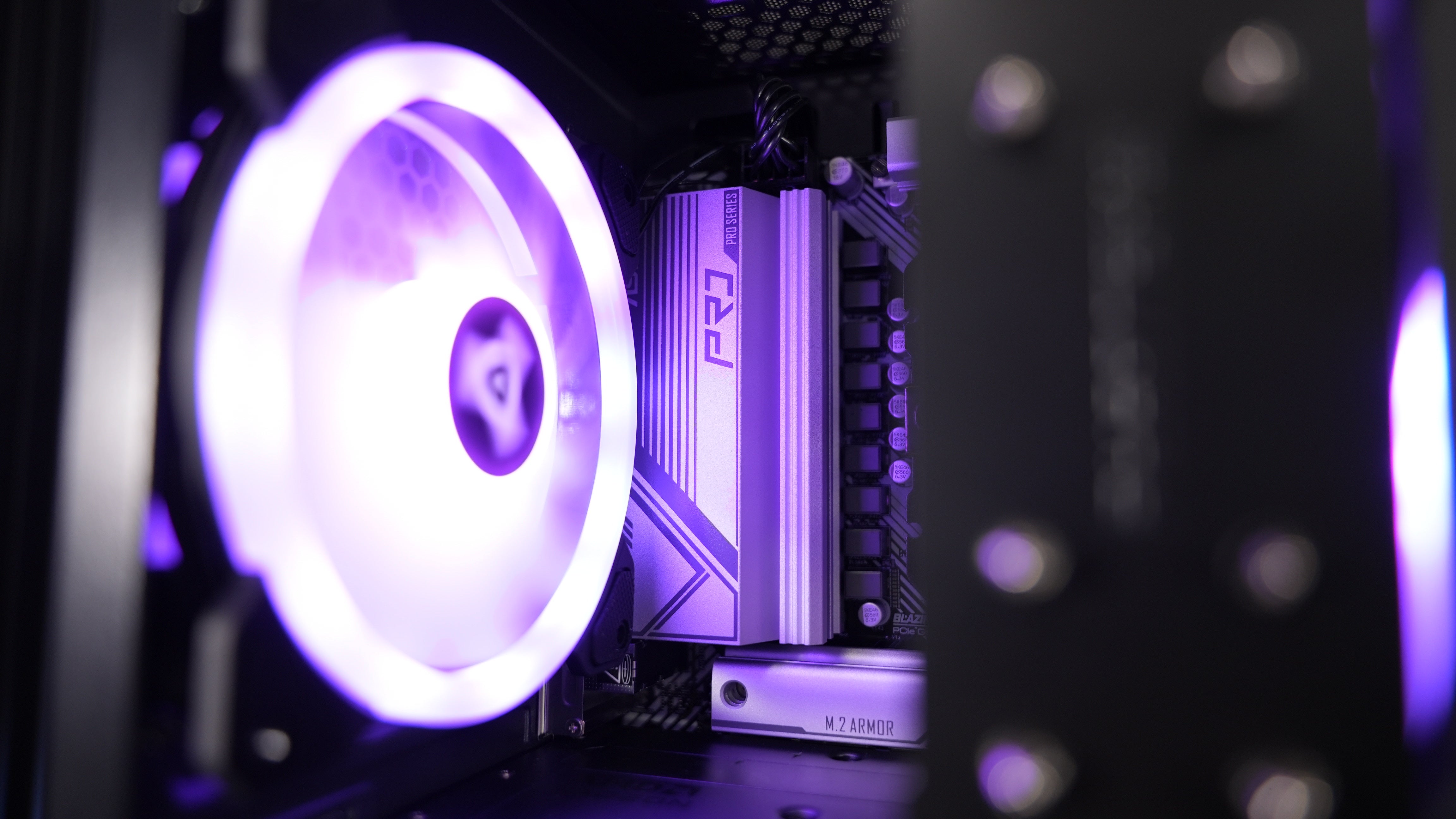 Ryzen 5 9600X + RX 9060XT 16GB Gaming/Streaming PC