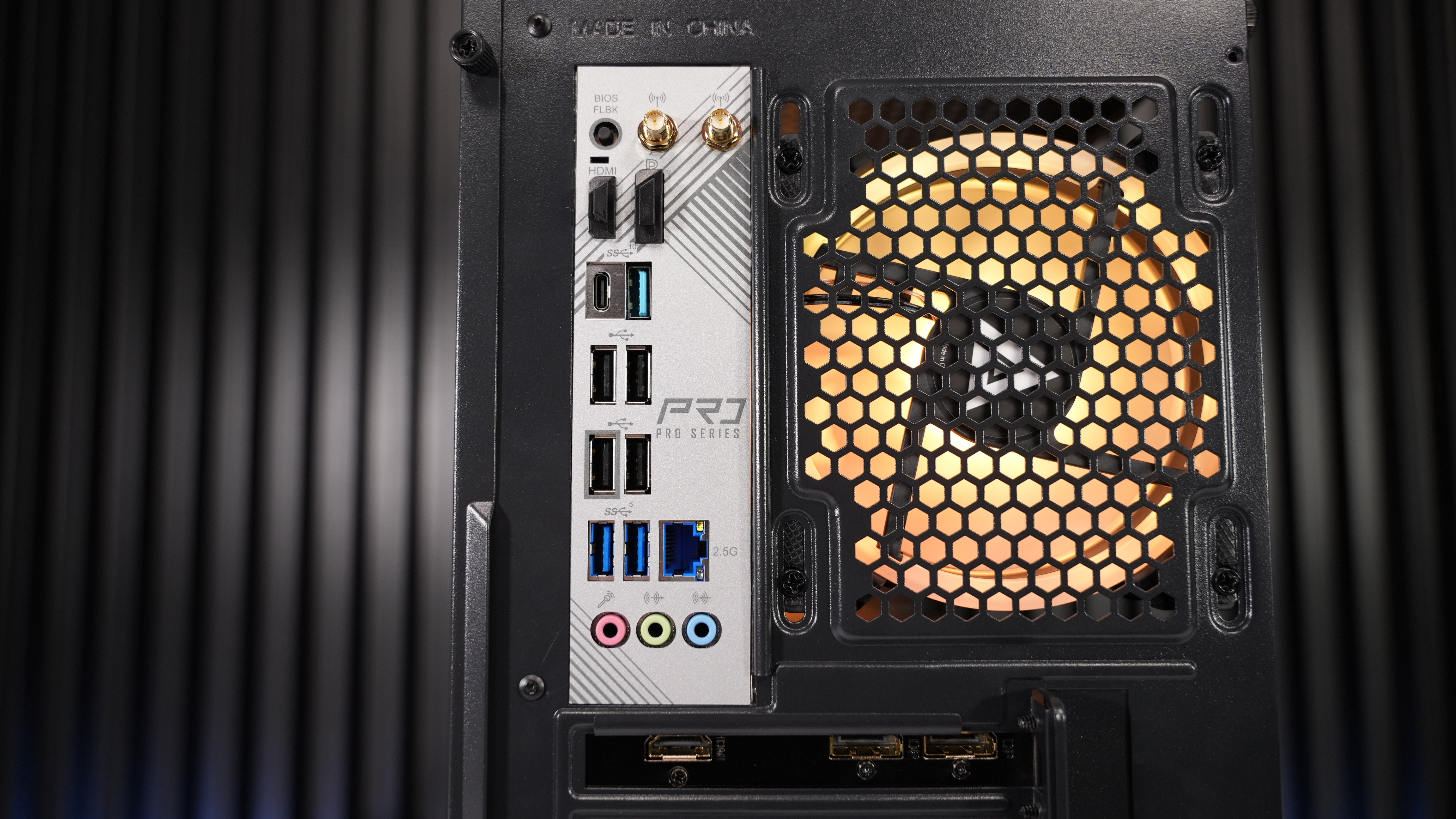 Ryzen 5 9600X + RX 9060XT 16GB Gaming/Streaming PC
