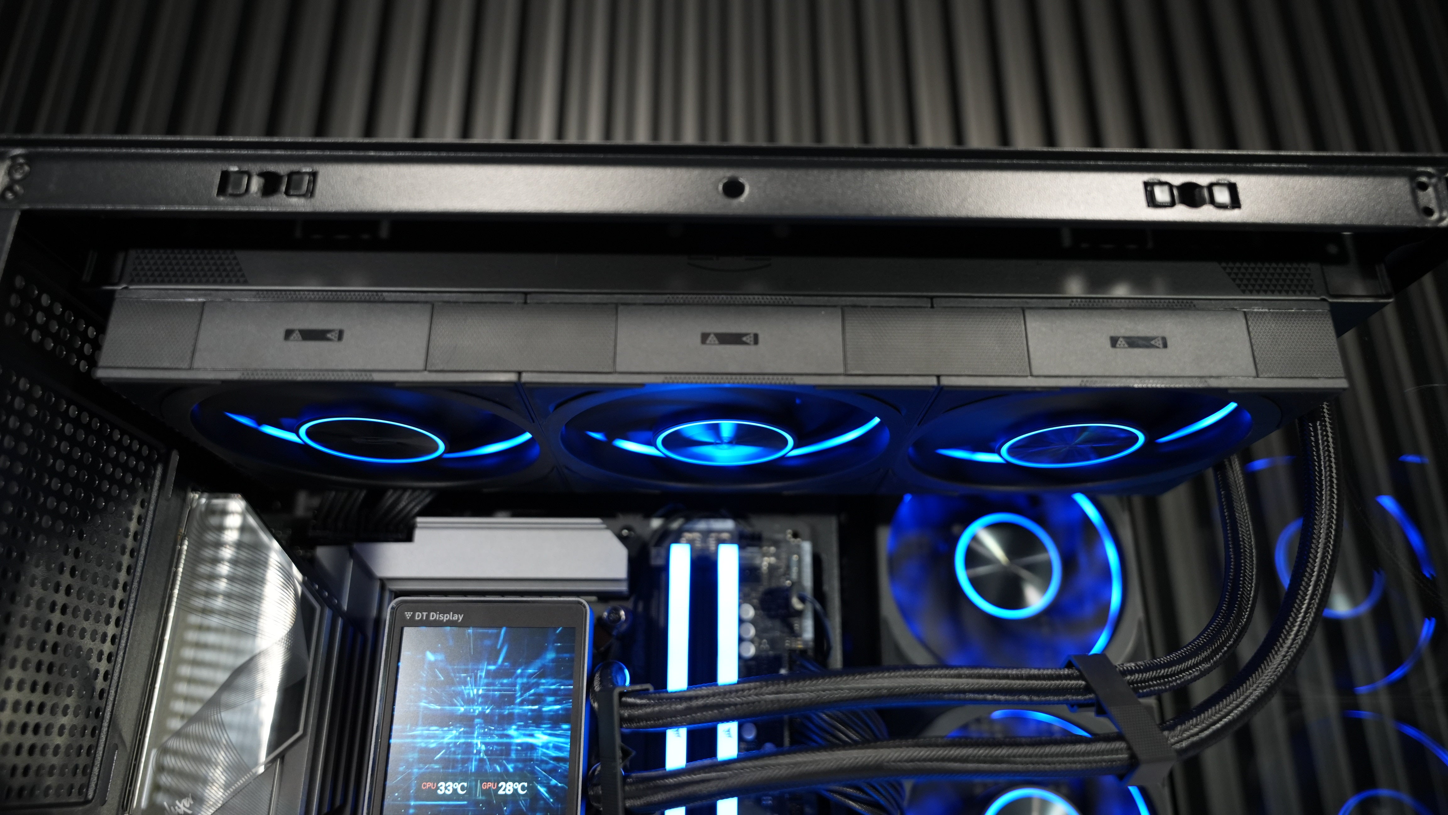 Intel Ultra 7 265K + RTX 5080 Gaming/Streaming PC
