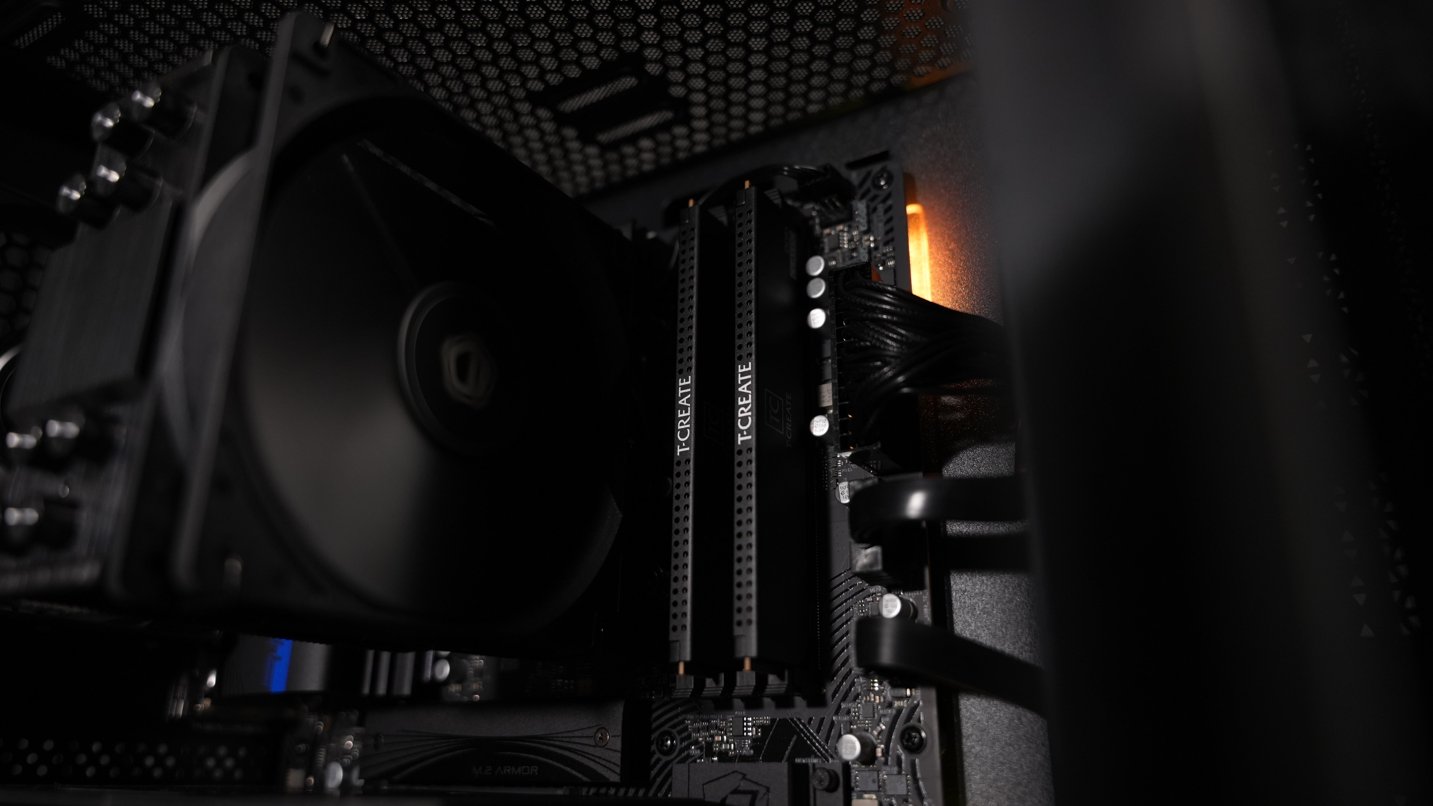 Intel i7 12700 + RTX 4060 Ti Gaming/Streaming PC
