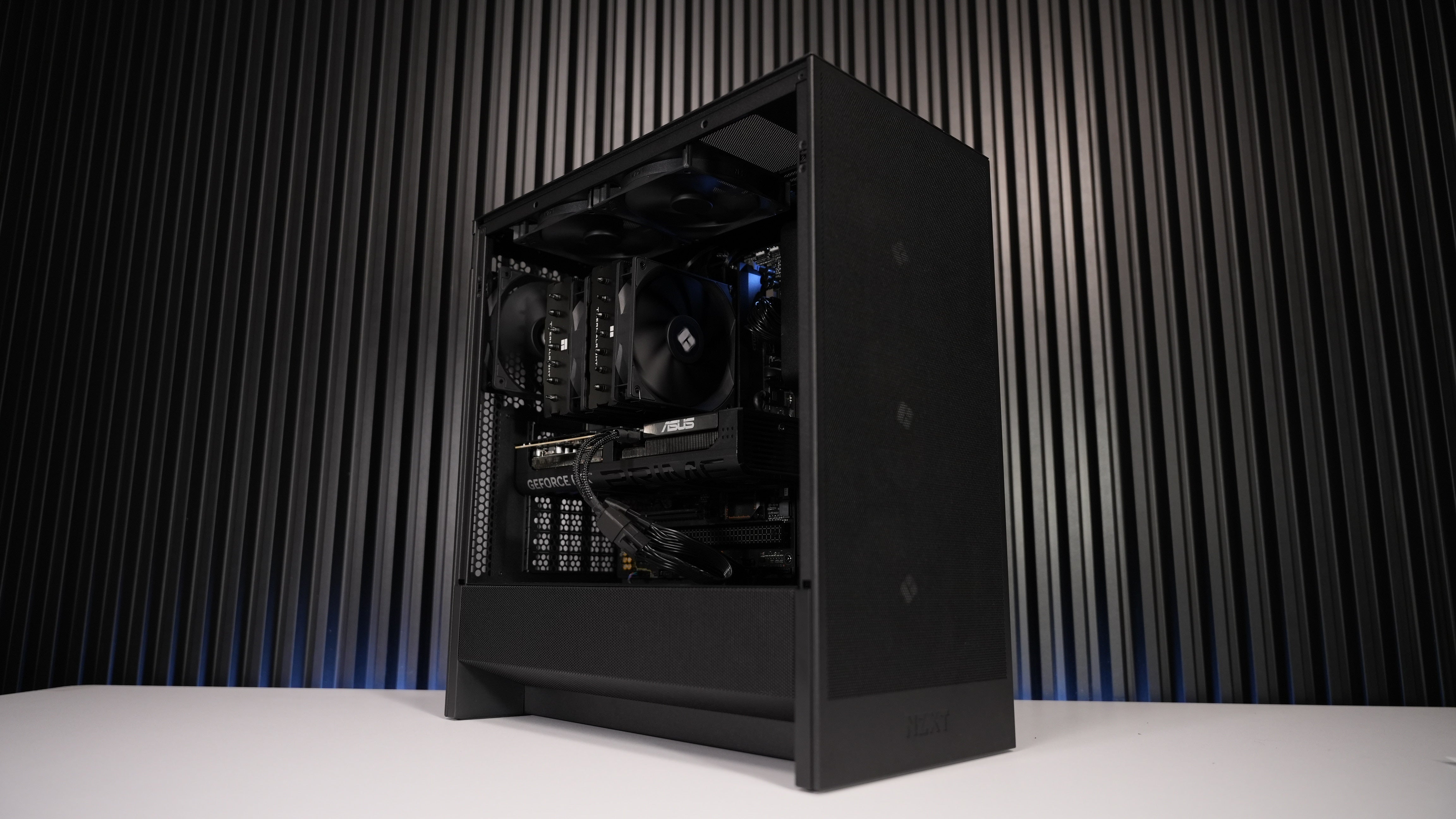 Ryzen 7 9800X3D + RTX 5070 Gaming/Streaming PC
