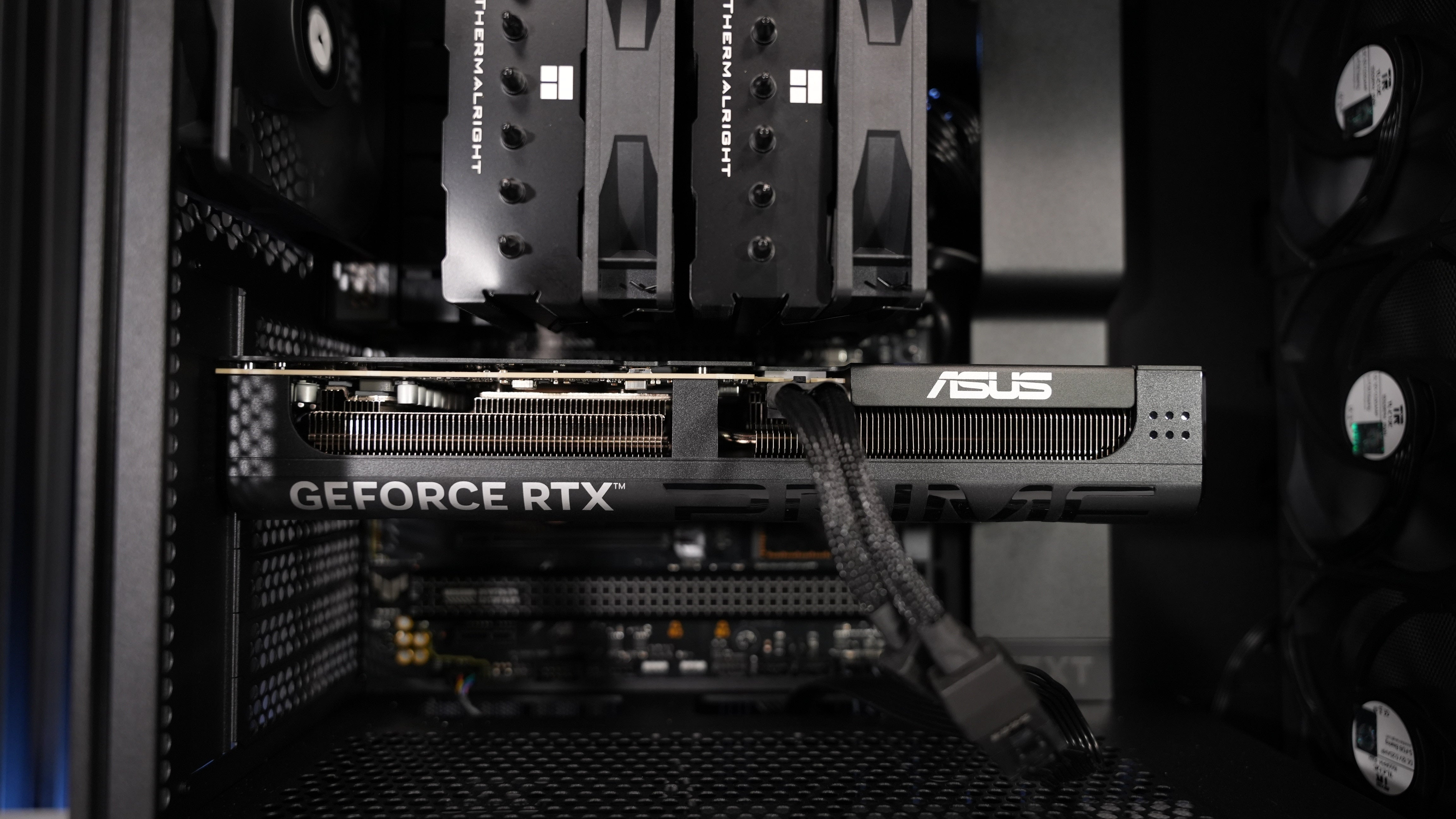 Ryzen 7 9800X3D + RTX 5070 Gaming/Streaming PC