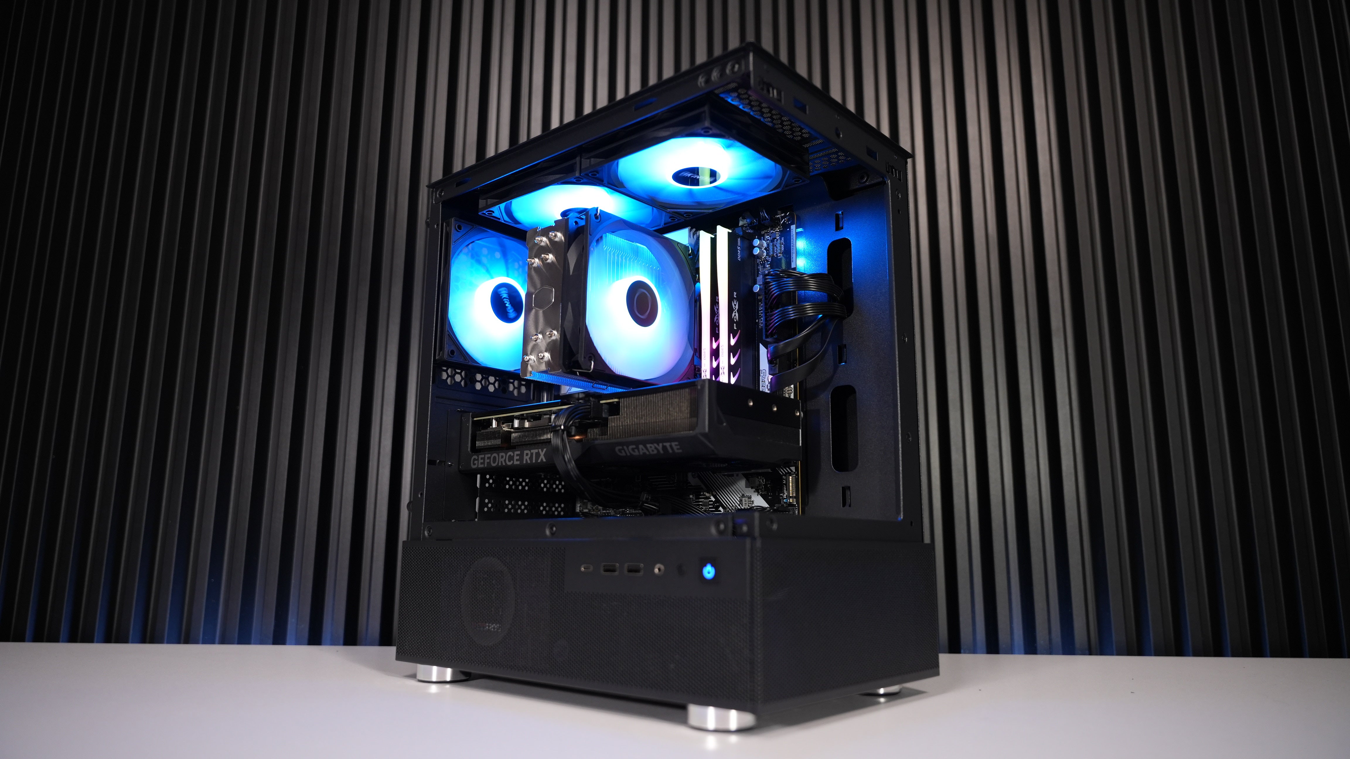 Intel i5 14400F + RTX 4070 Gaming/Streaming PC