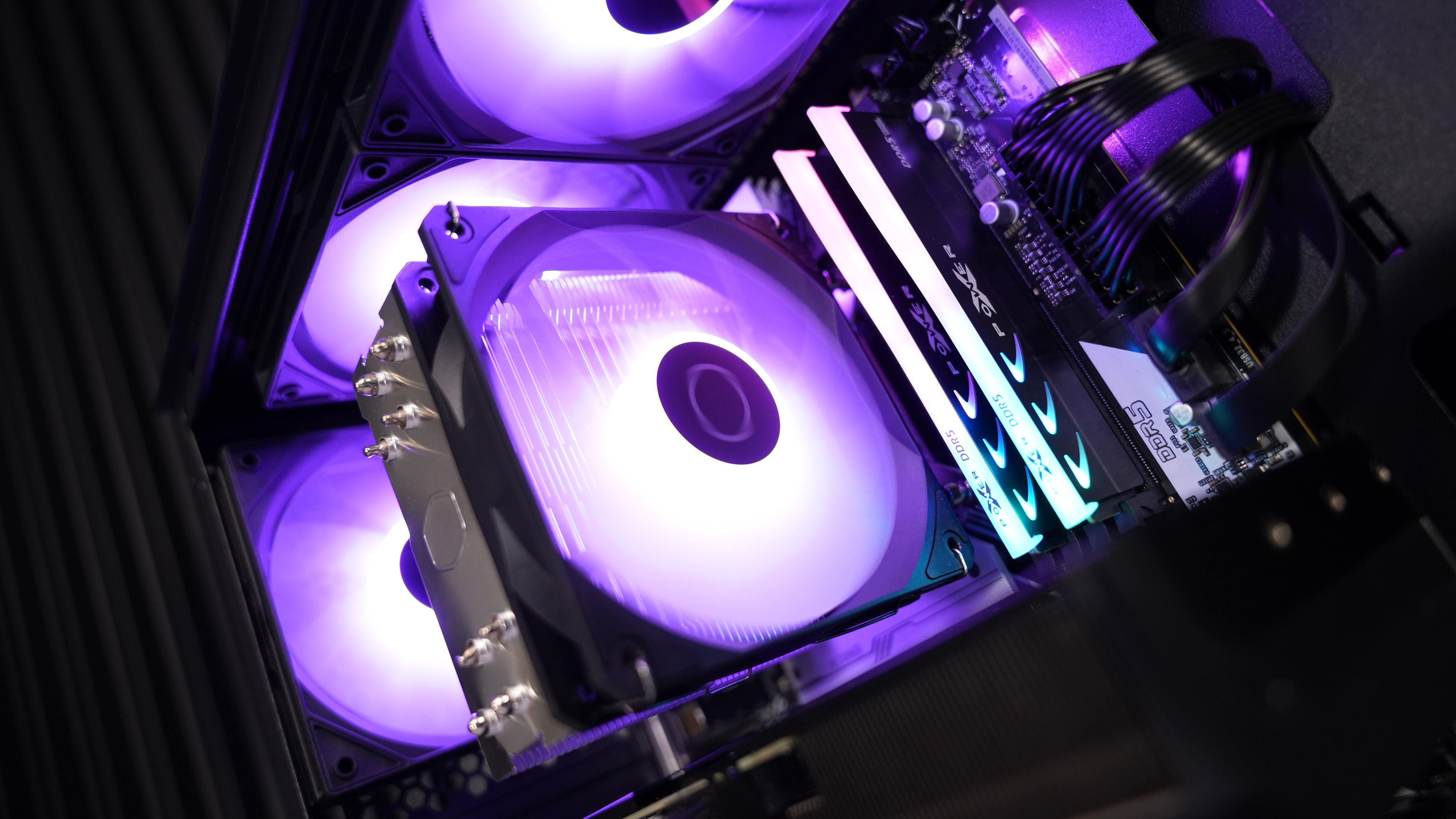 Intel i5 14400F + RTX 4070 Gaming/Streaming PC