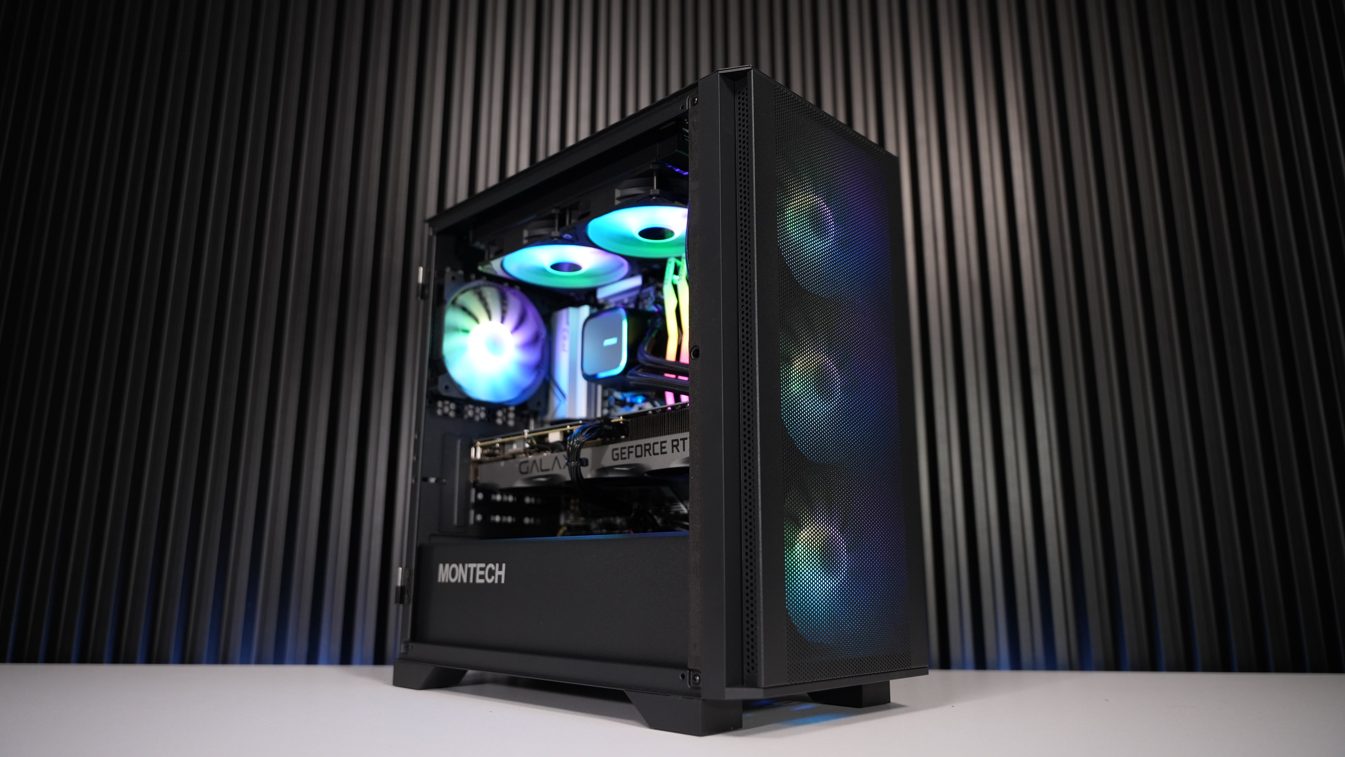 Ryzen 5 8500G + RTX 3070 Gaming PC