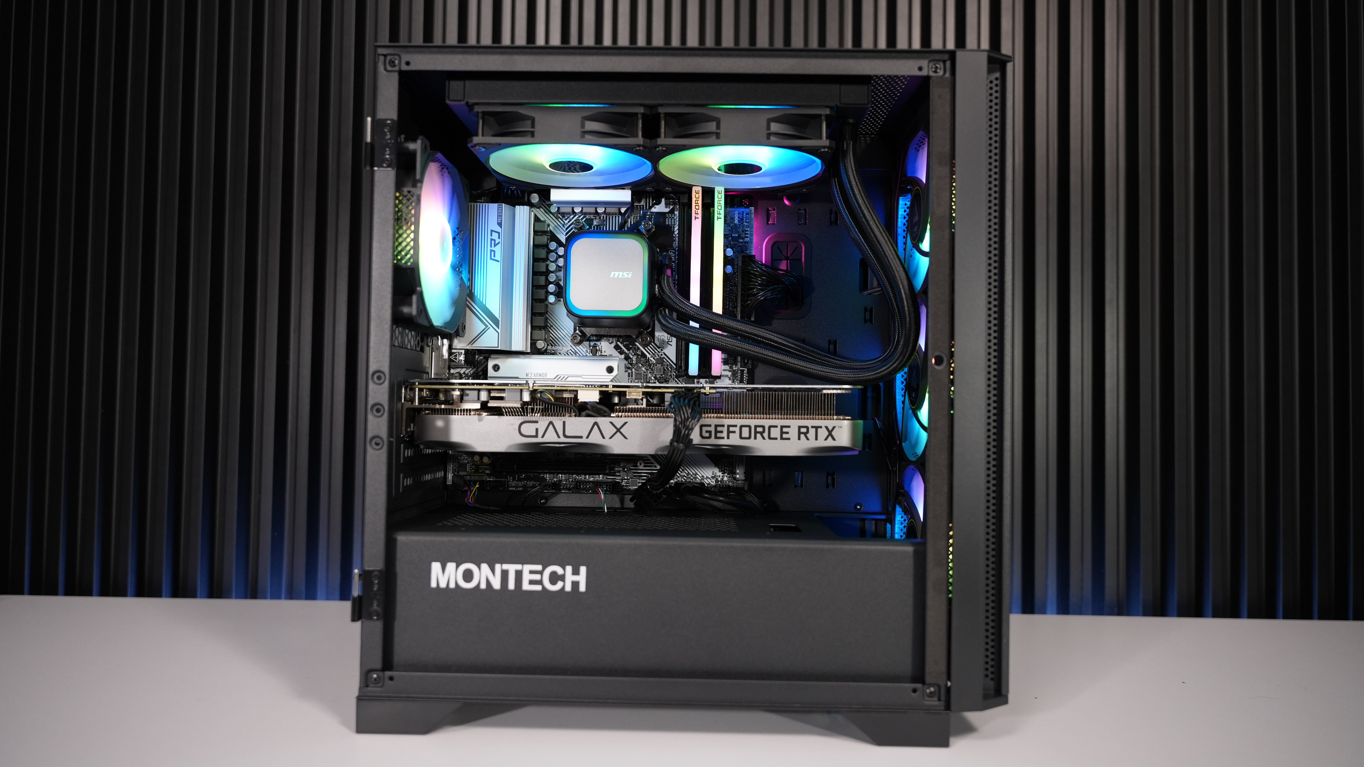 Ryzen 5 8500G + RTX 3070 Gaming PC