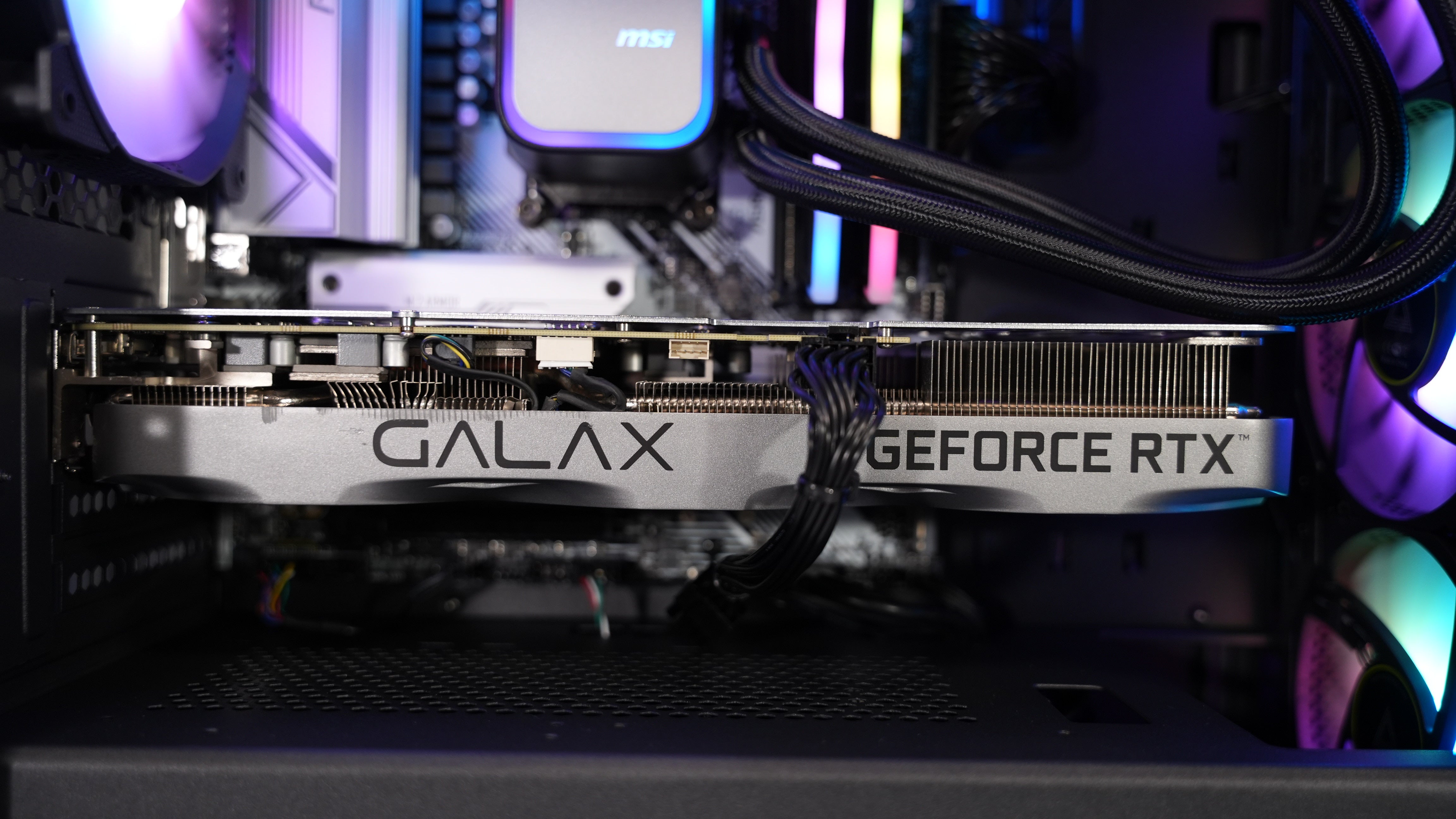 Ryzen 5 8500G + RTX 3070 Gaming PC