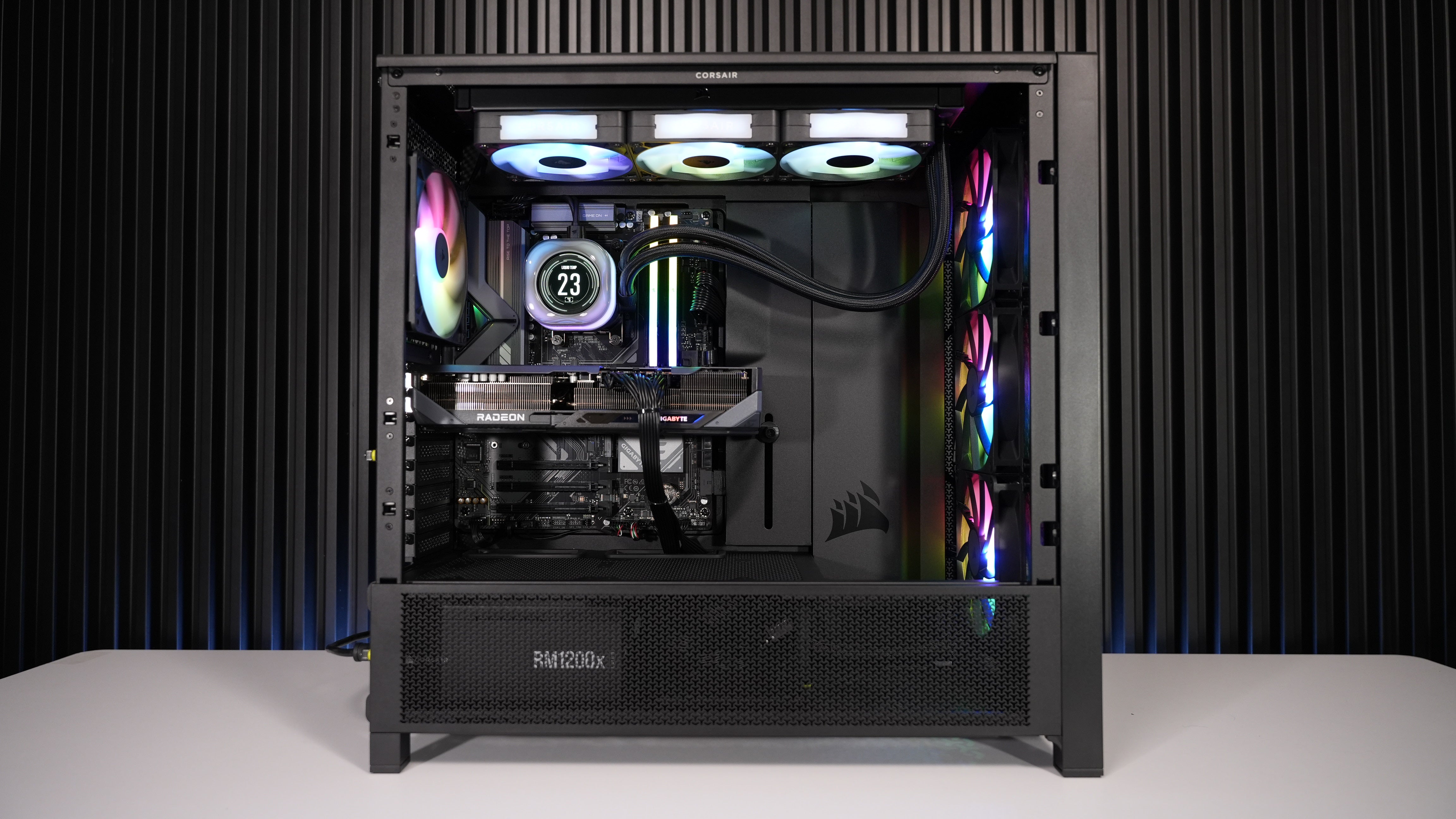 Ryzen 7 7800X3D + RX 9070 XT Gaming/Streaming PC