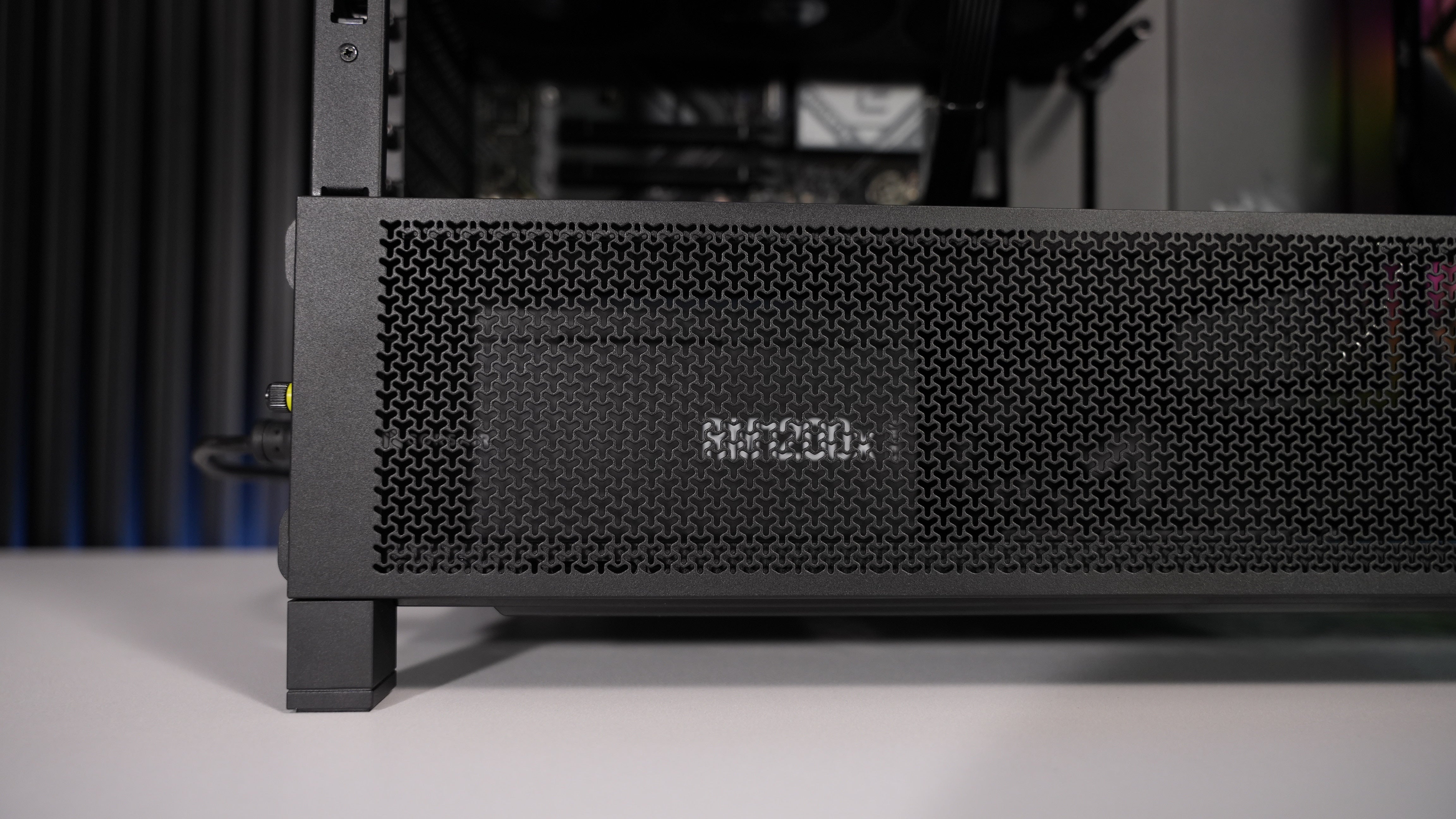 Ryzen 7 7800X3D + RX 9070 XT Gaming/Streaming PC