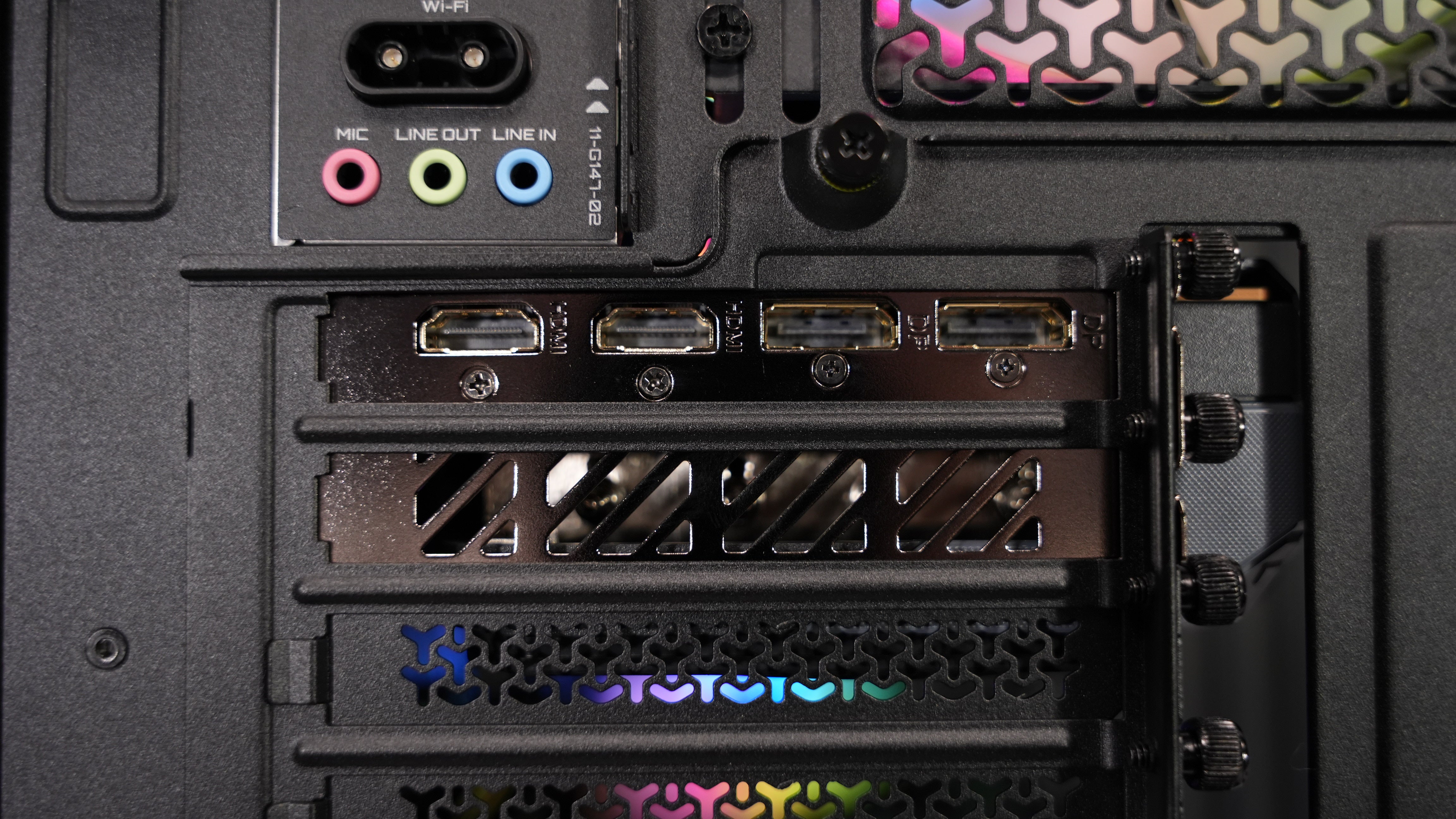 Ryzen 7 7800X3D + RX 9070 XT Gaming/Streaming PC