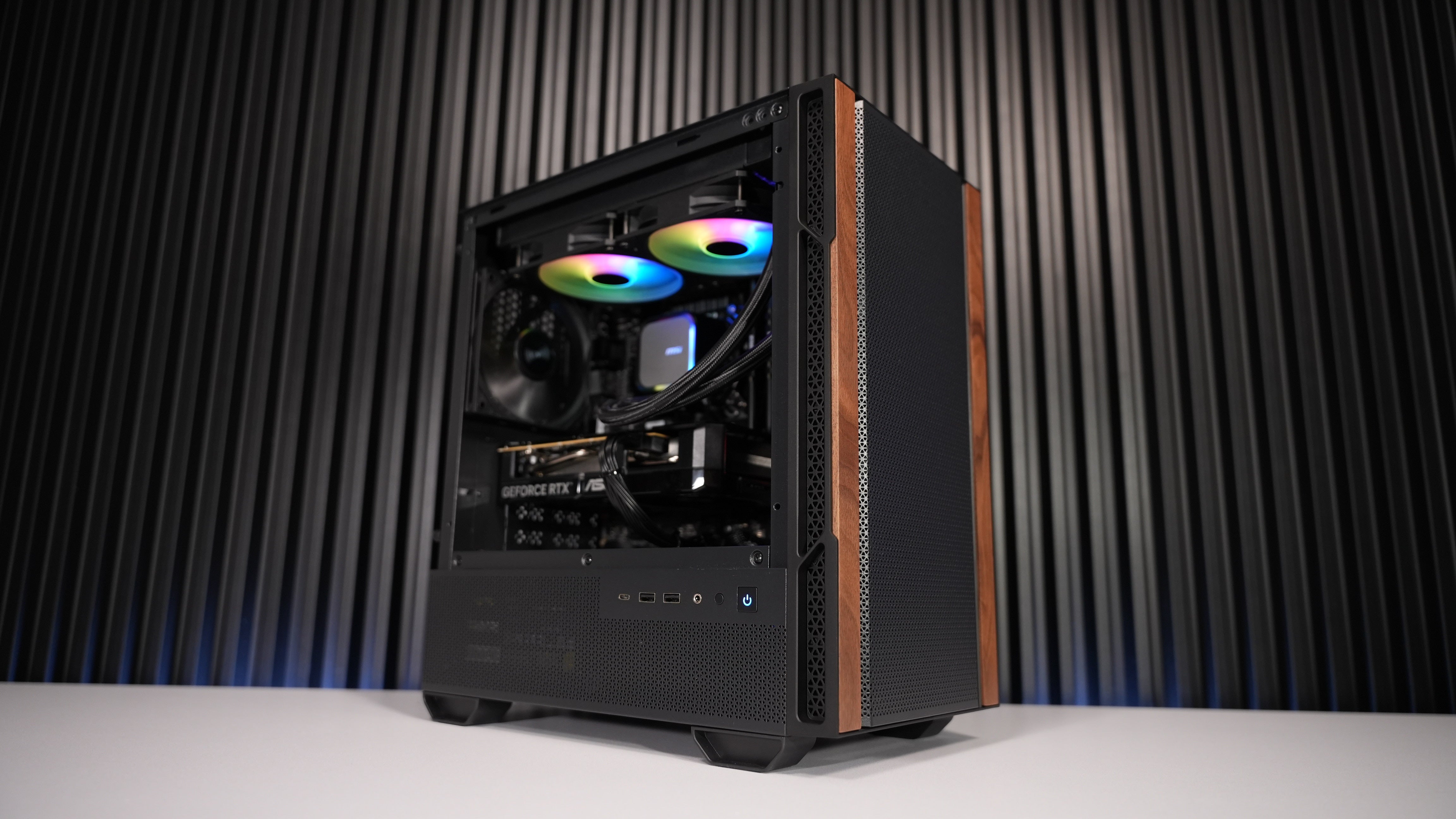Intel i5 12400F + RTX 5060 Gaming PC