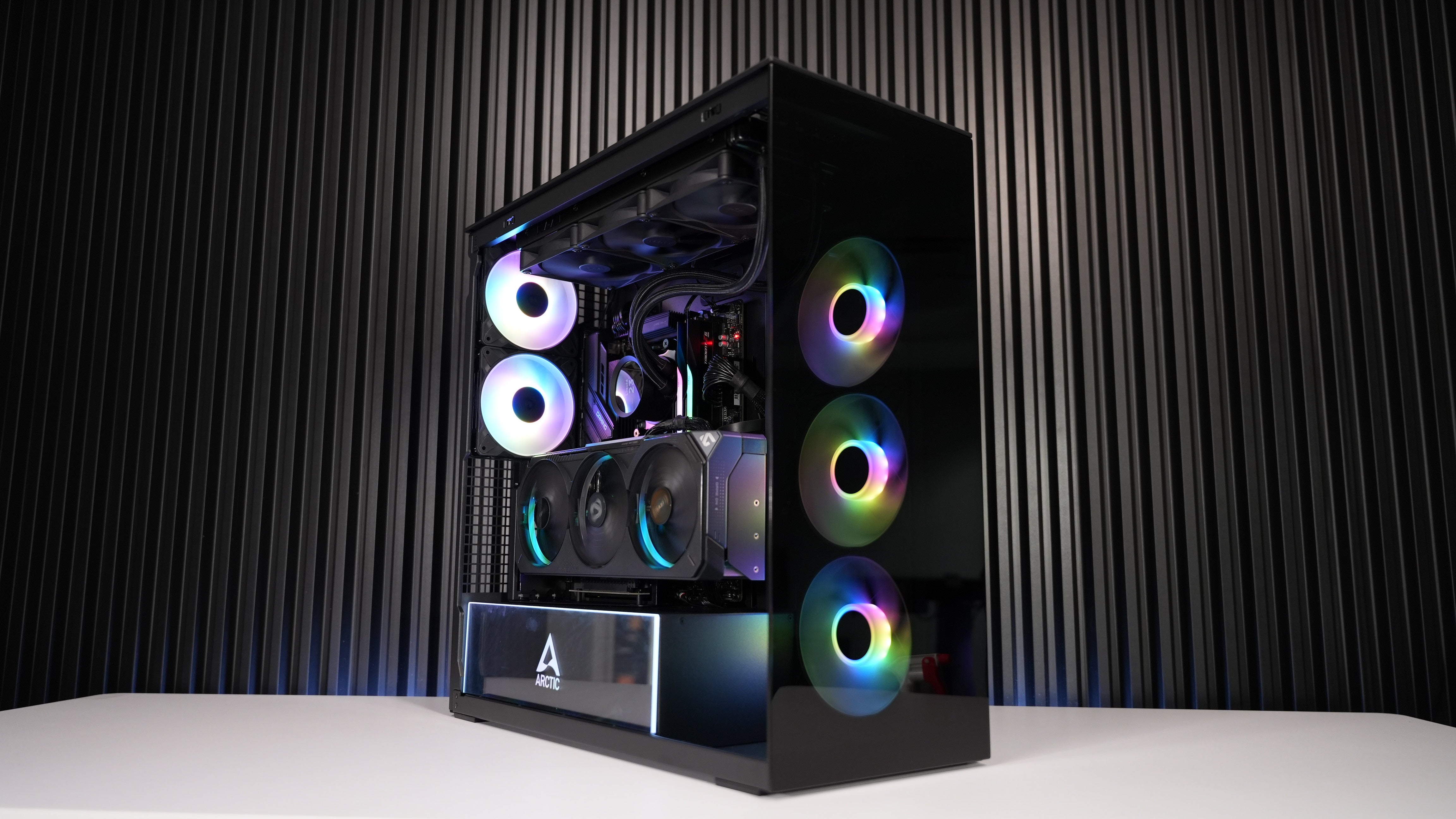 Ryzen 7 7800X3D + RTX 5080 Gaming/Streaming PC