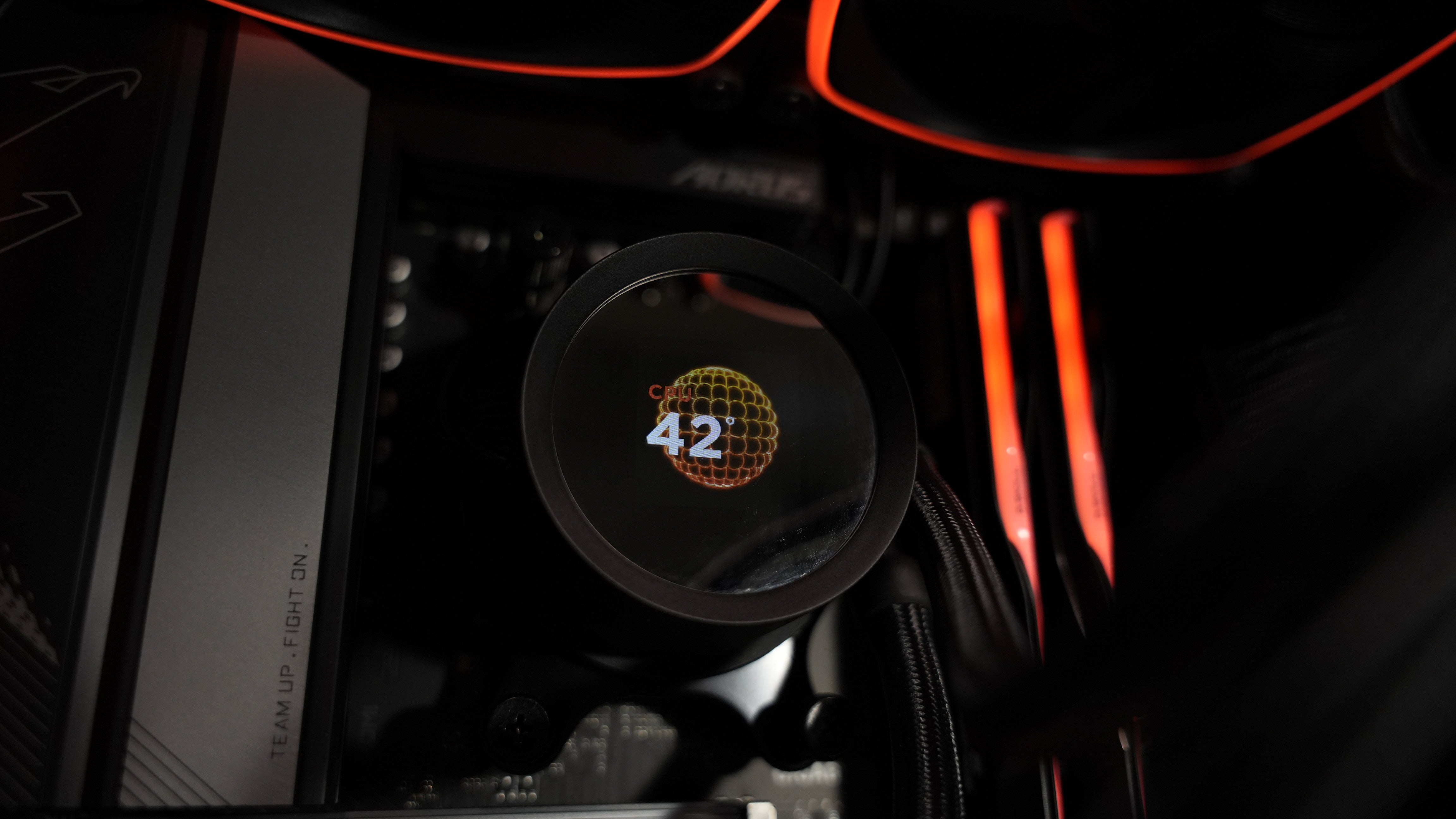 Ryzen 7 7800X3D + RTX 4070 Ti Gaming/Streaming PC