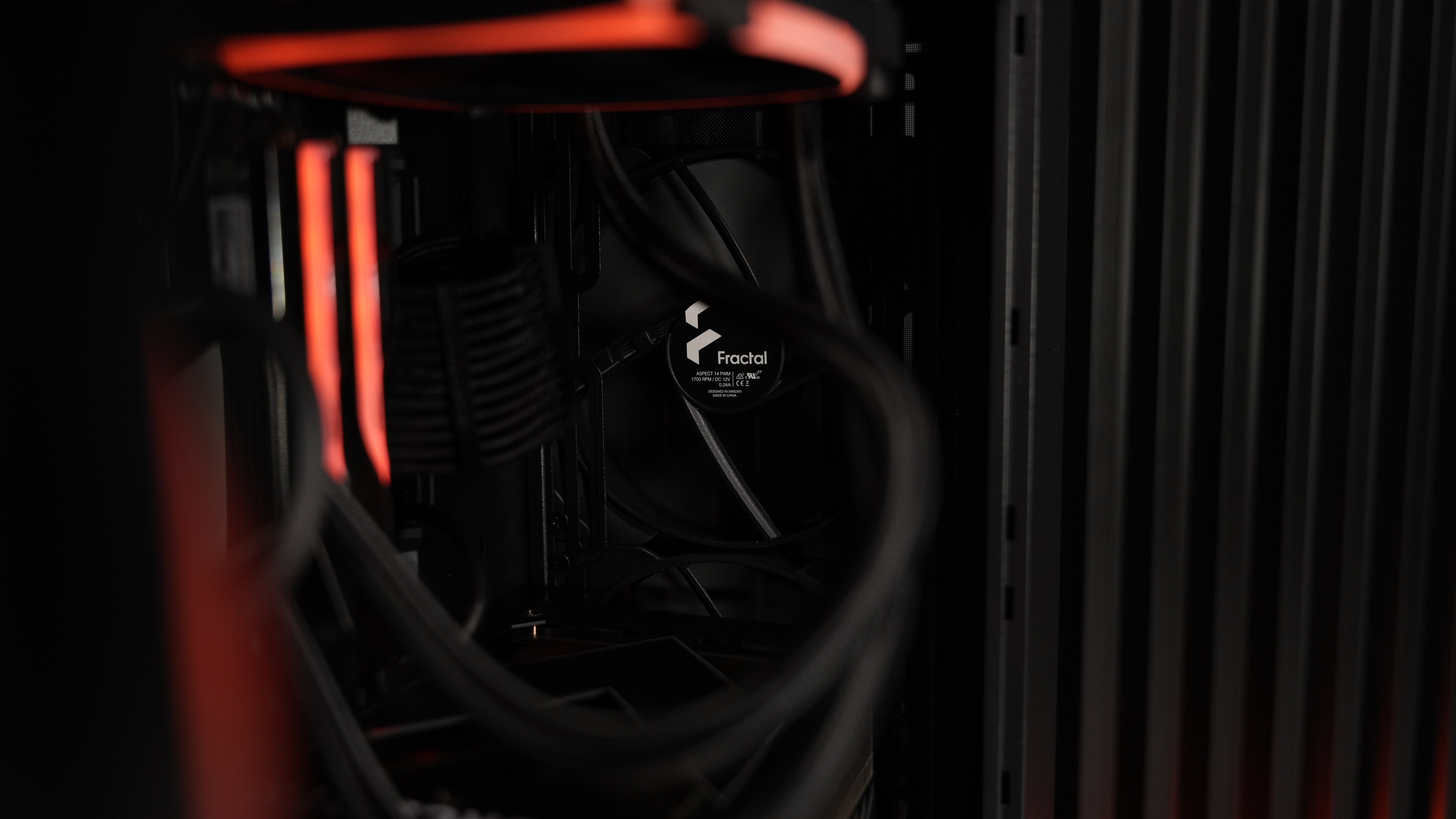 Ryzen 7 7800X3D + RTX 4070 Ti Gaming/Streaming PC