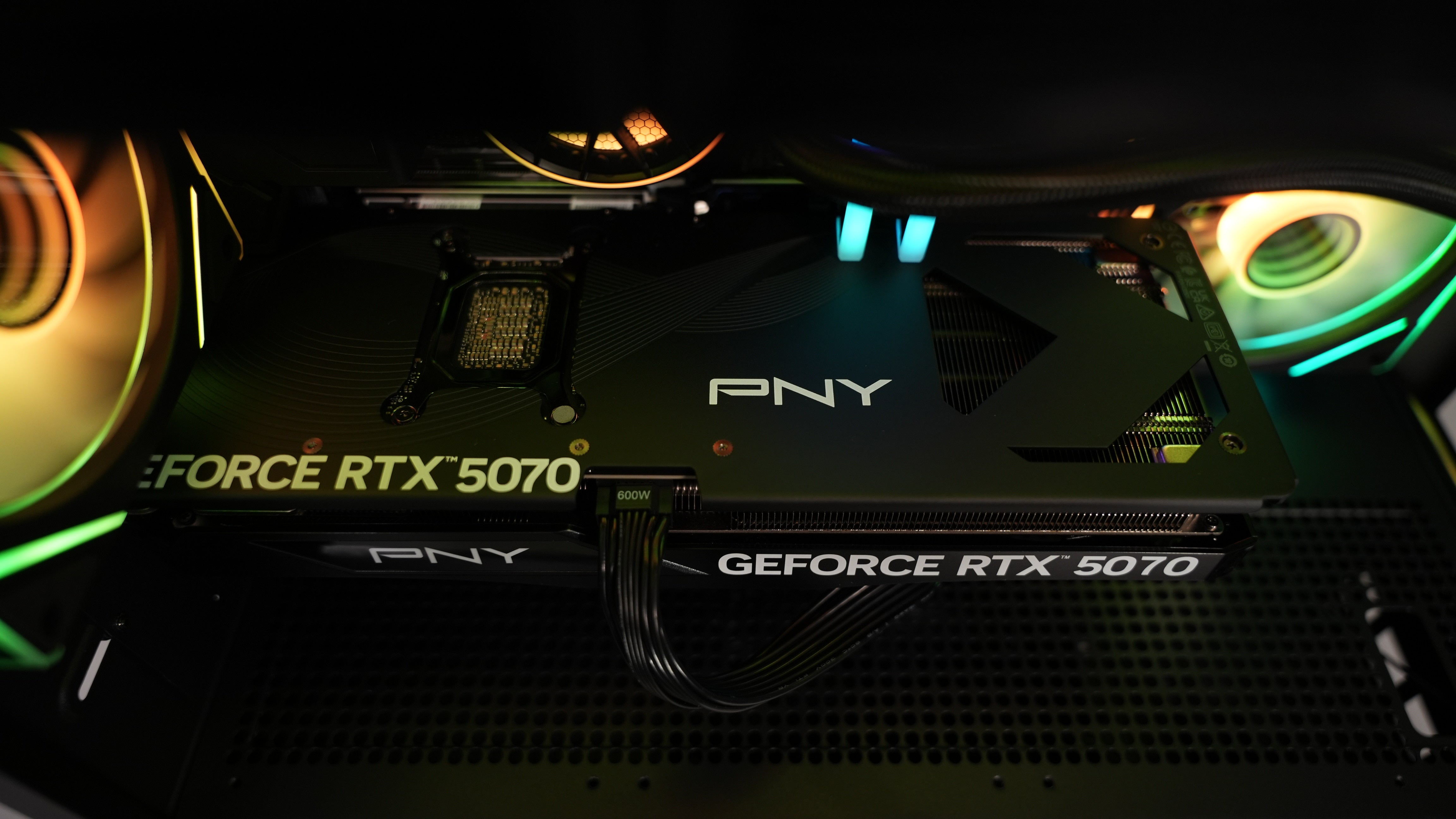 Ryzen 9 9900X + RTX 5070 Gaming/Streaming PC