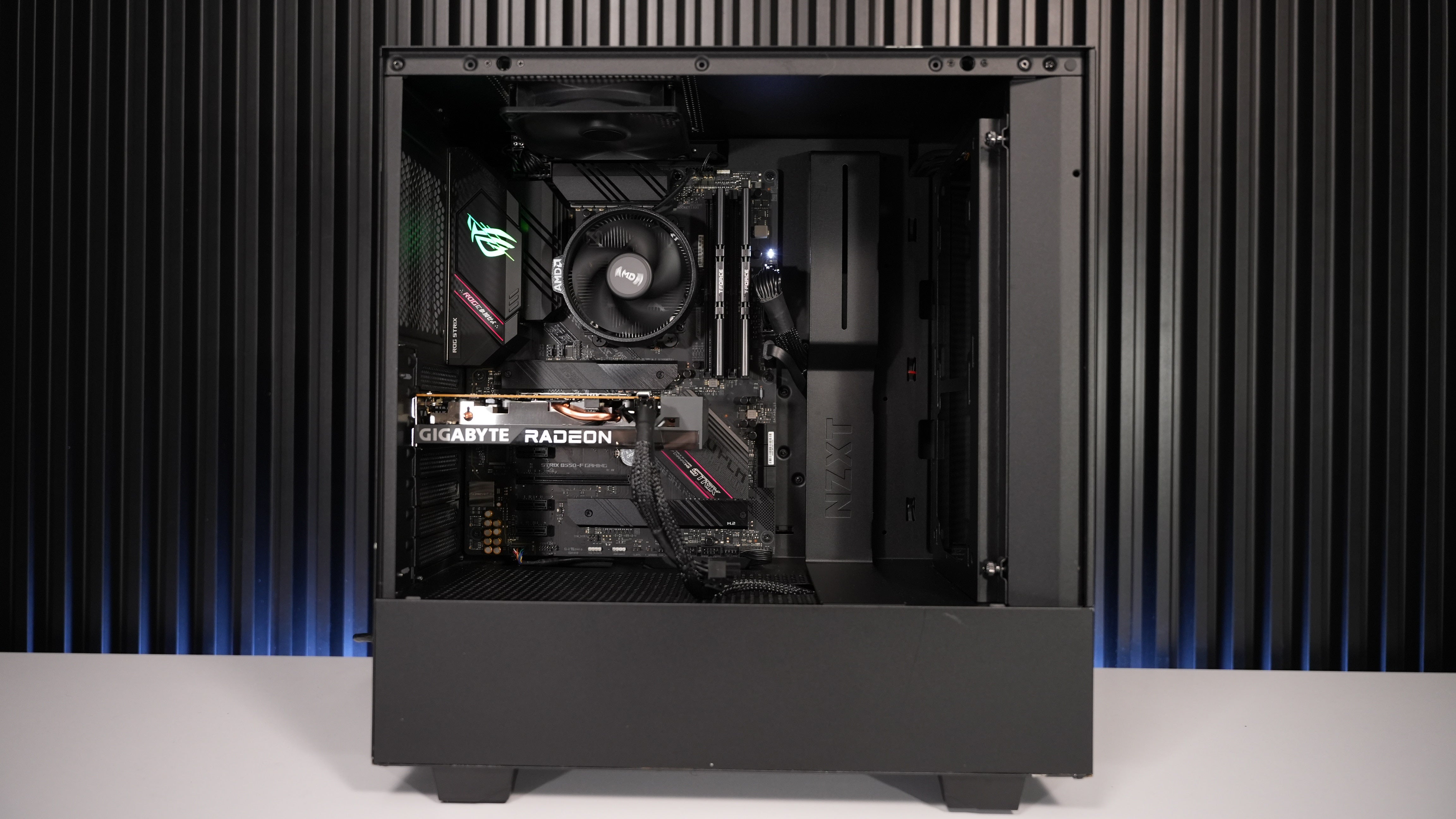 Ryzen 5 4500 + RX 6500XT Budget Gaming PC