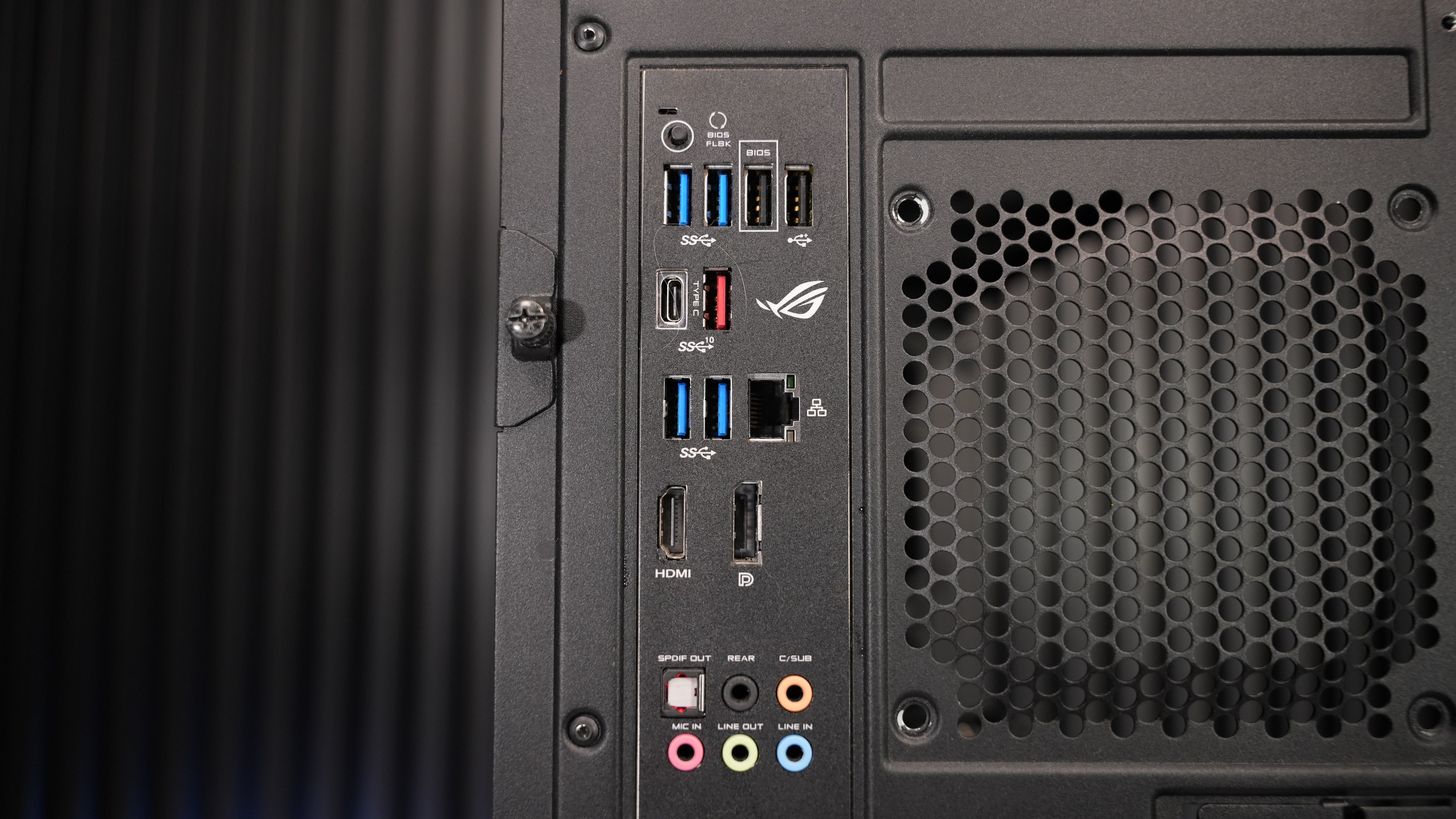 Ryzen 5 4500 + RX 6500XT Budget Gaming PC