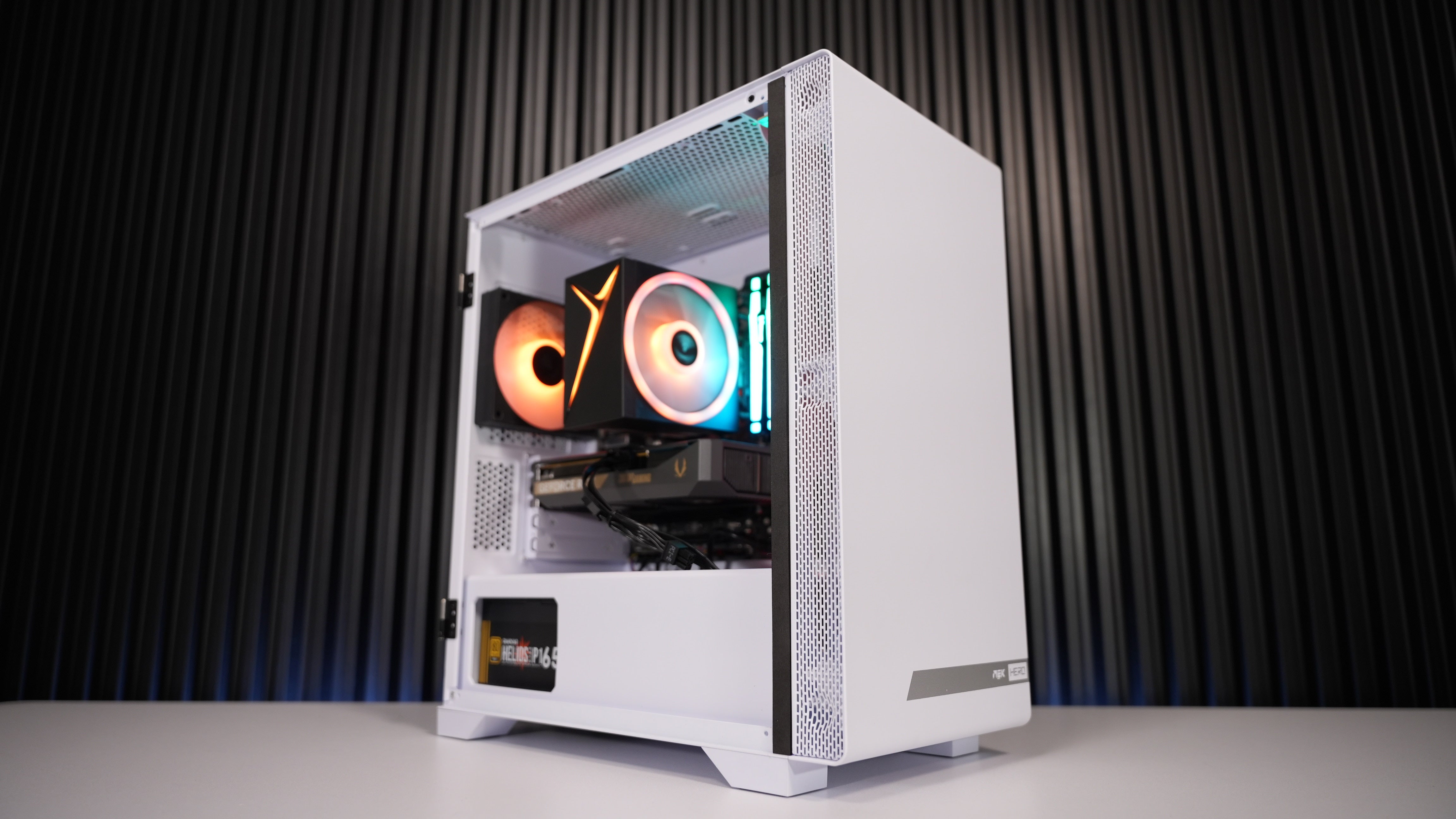 Ryzen 5 7600 + RTX 5060 Gaming PC