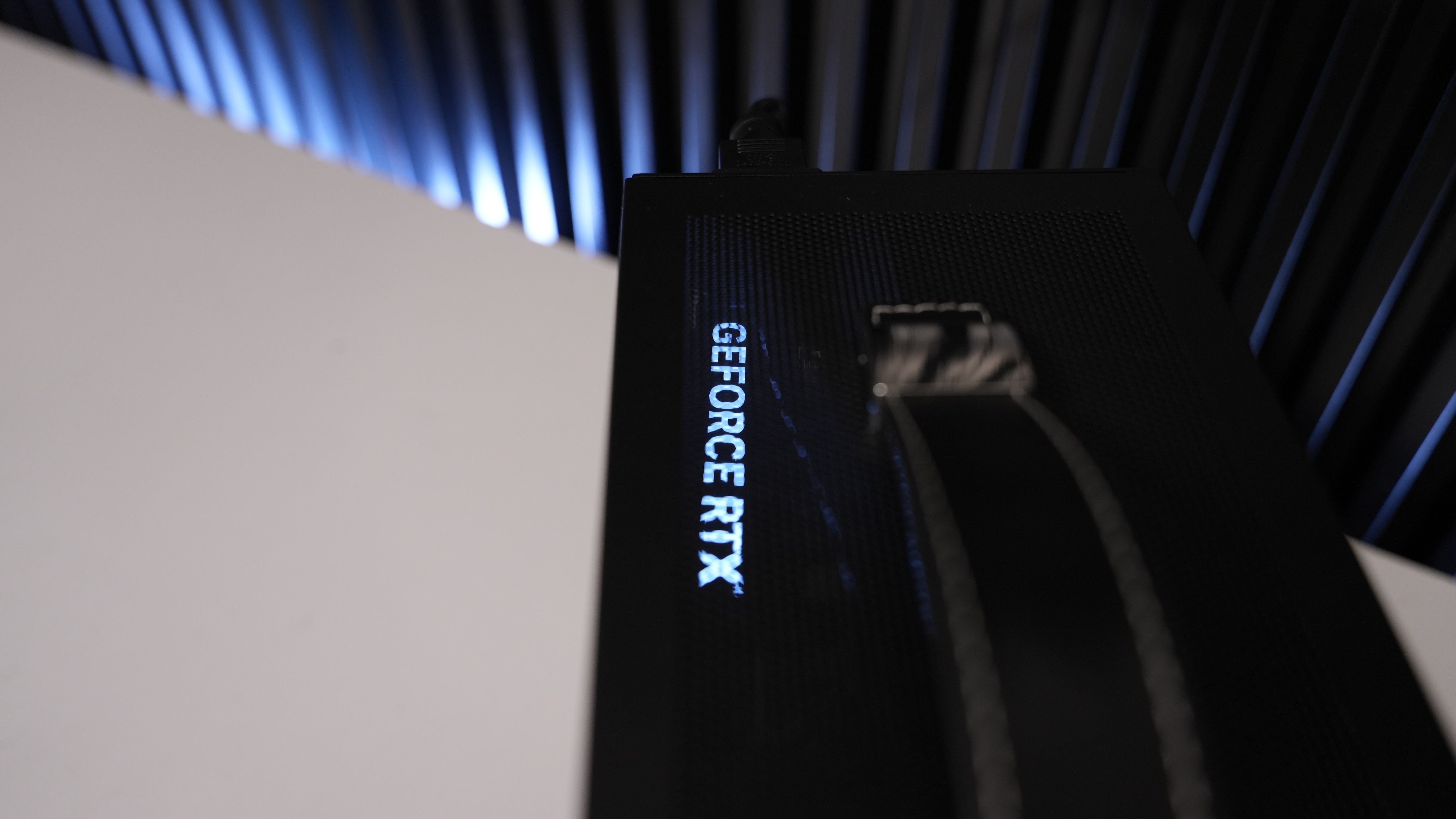 Ryzen 5 9600X + RTX 4060 Ti Gaming PC