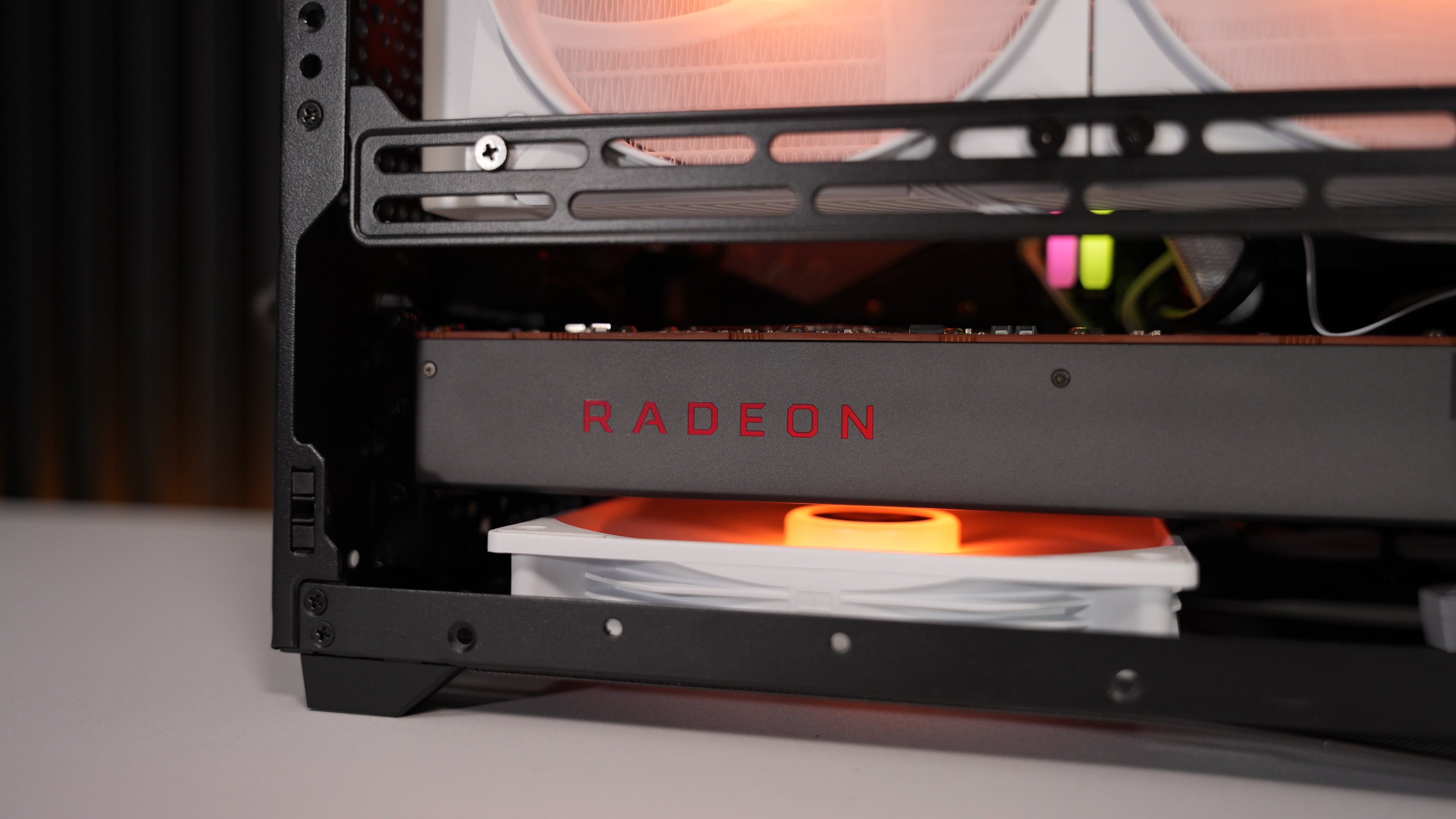 Ryzen 5 5600X + RX 5700 Gaming PC