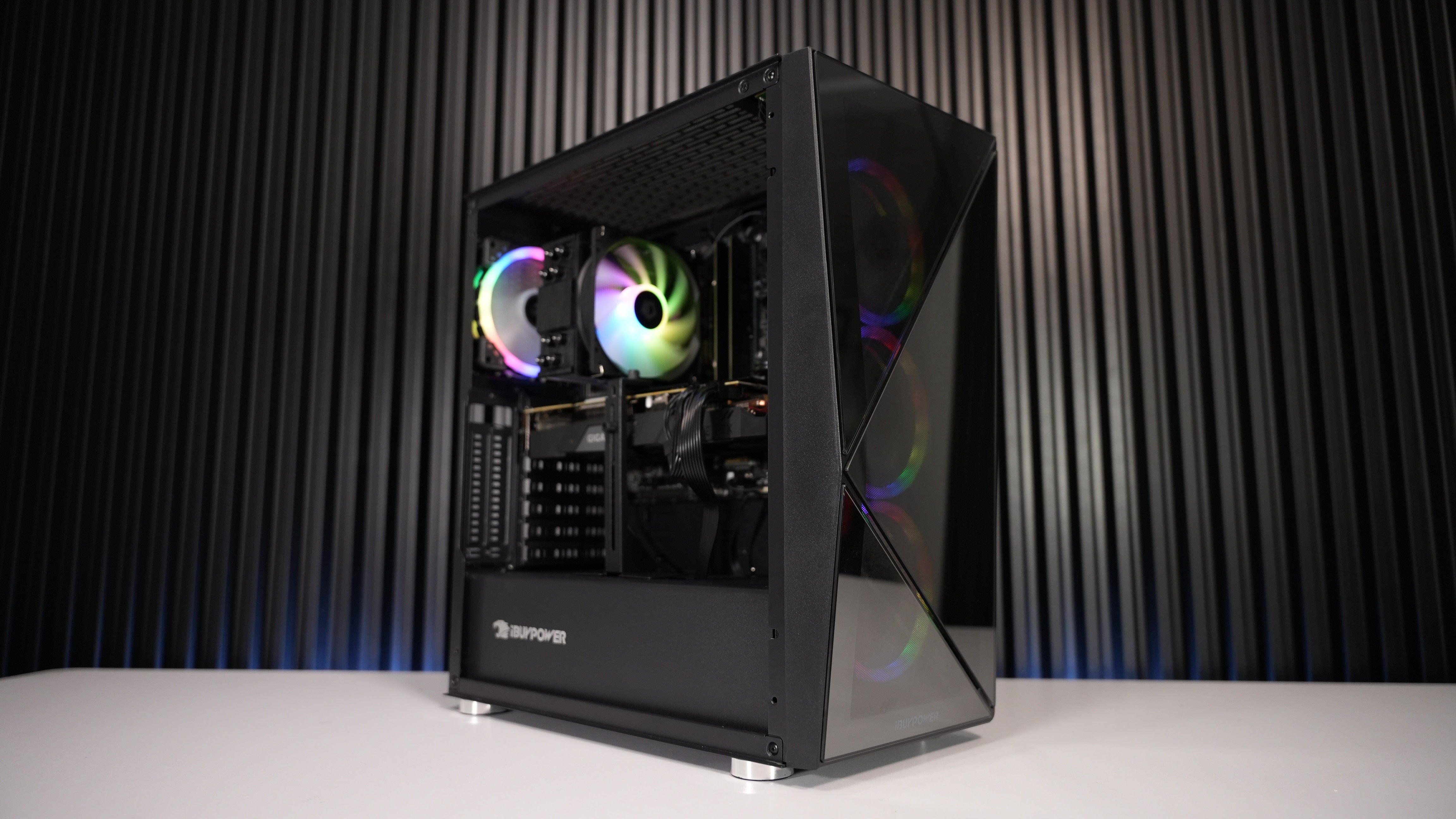 Intel i7 9700F + RTX 2070 Super Gaming PC