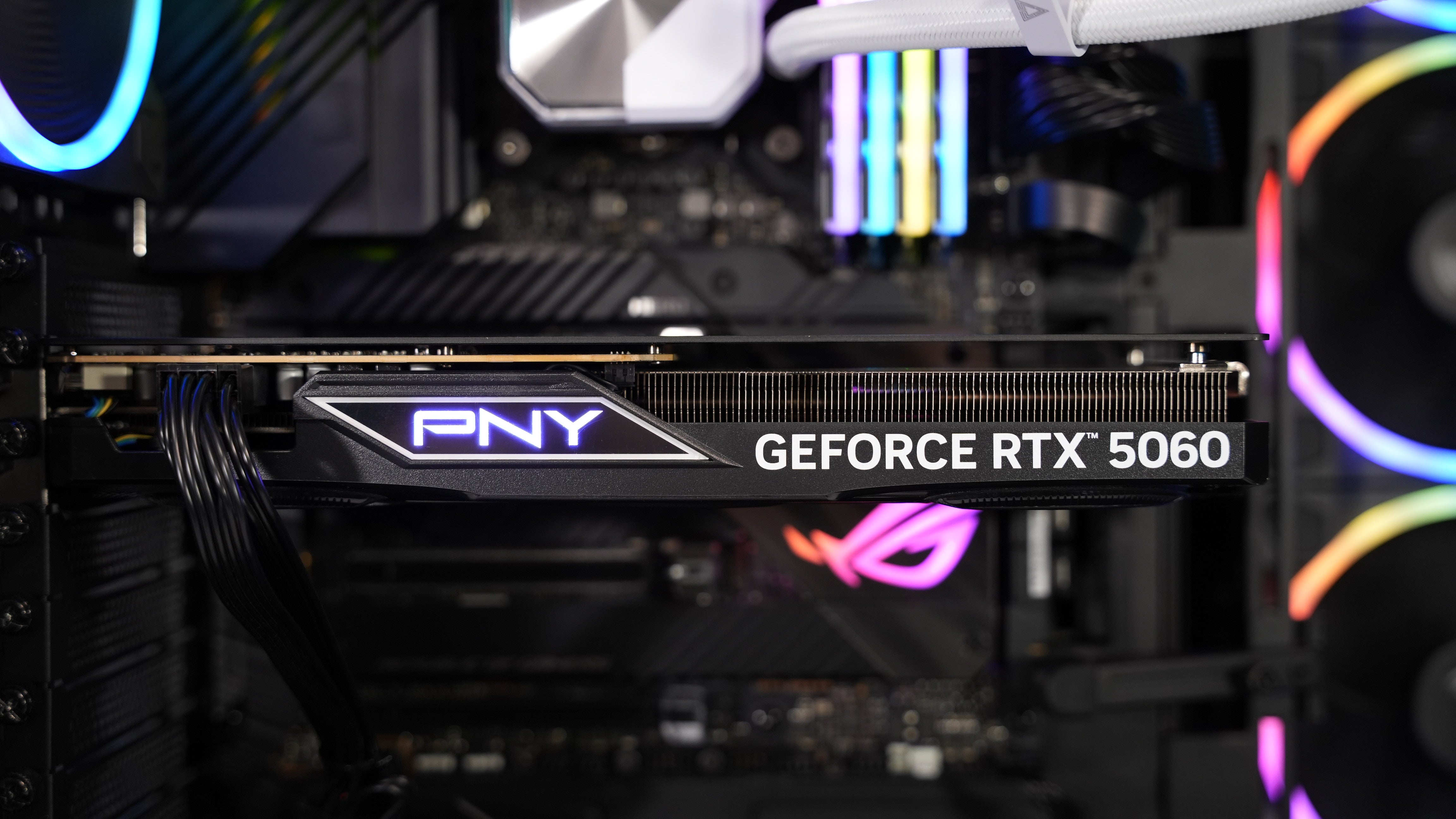 Intel i9 11900K + RTX 5060 Gaming PC