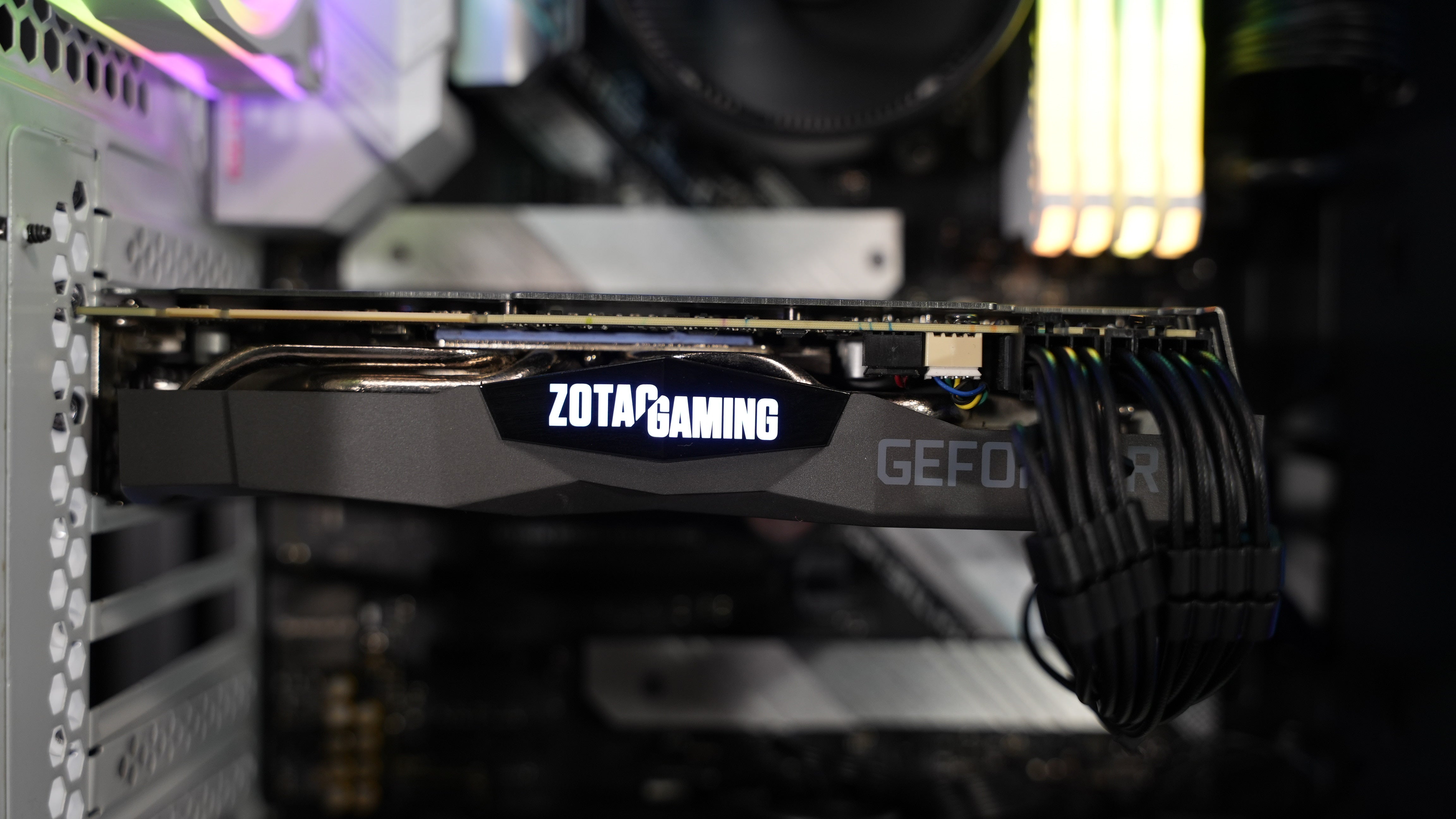 Ryzen 7 2700X + RTX 2070 Super Gaming PC