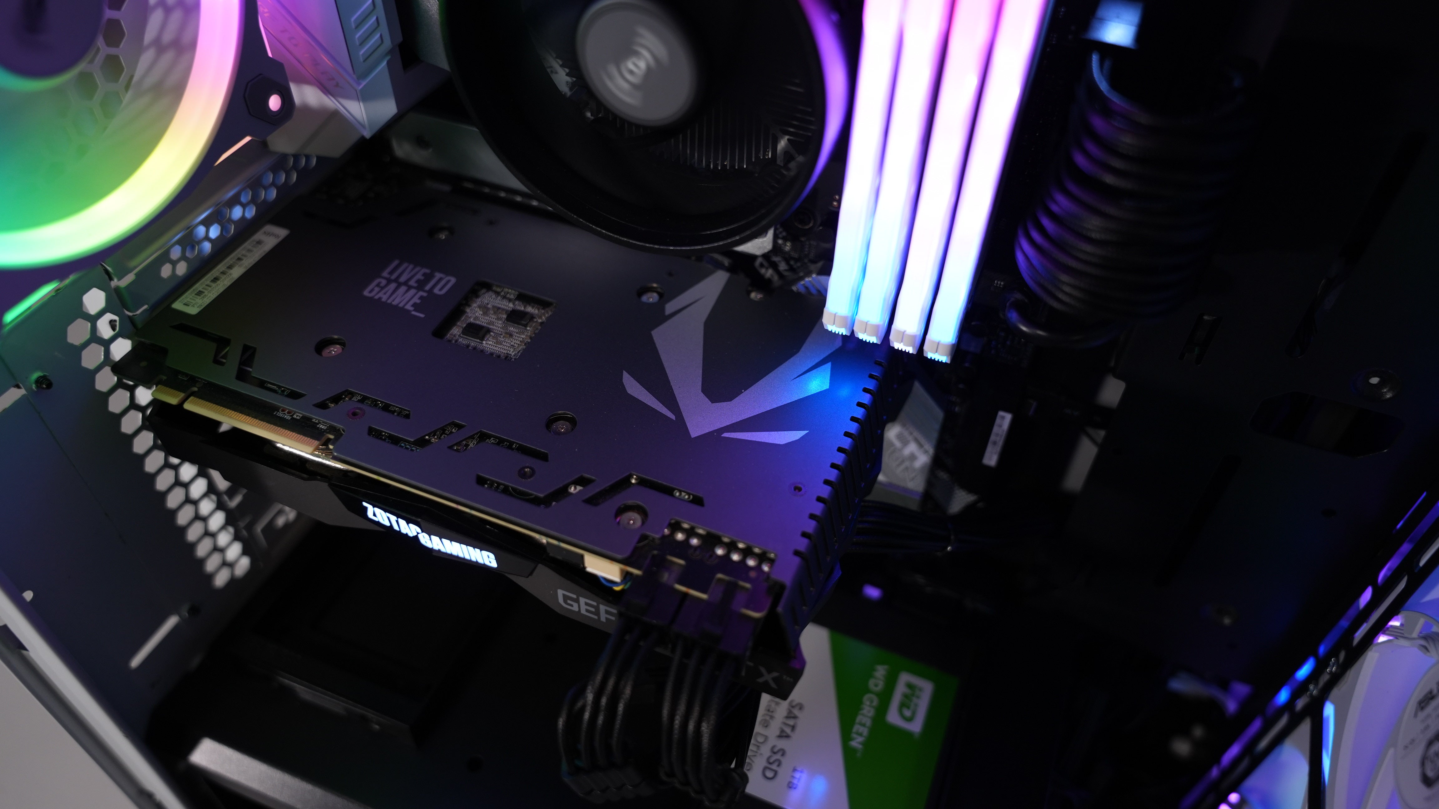 Ryzen 7 2700X + RTX 2070 Super Gaming PC