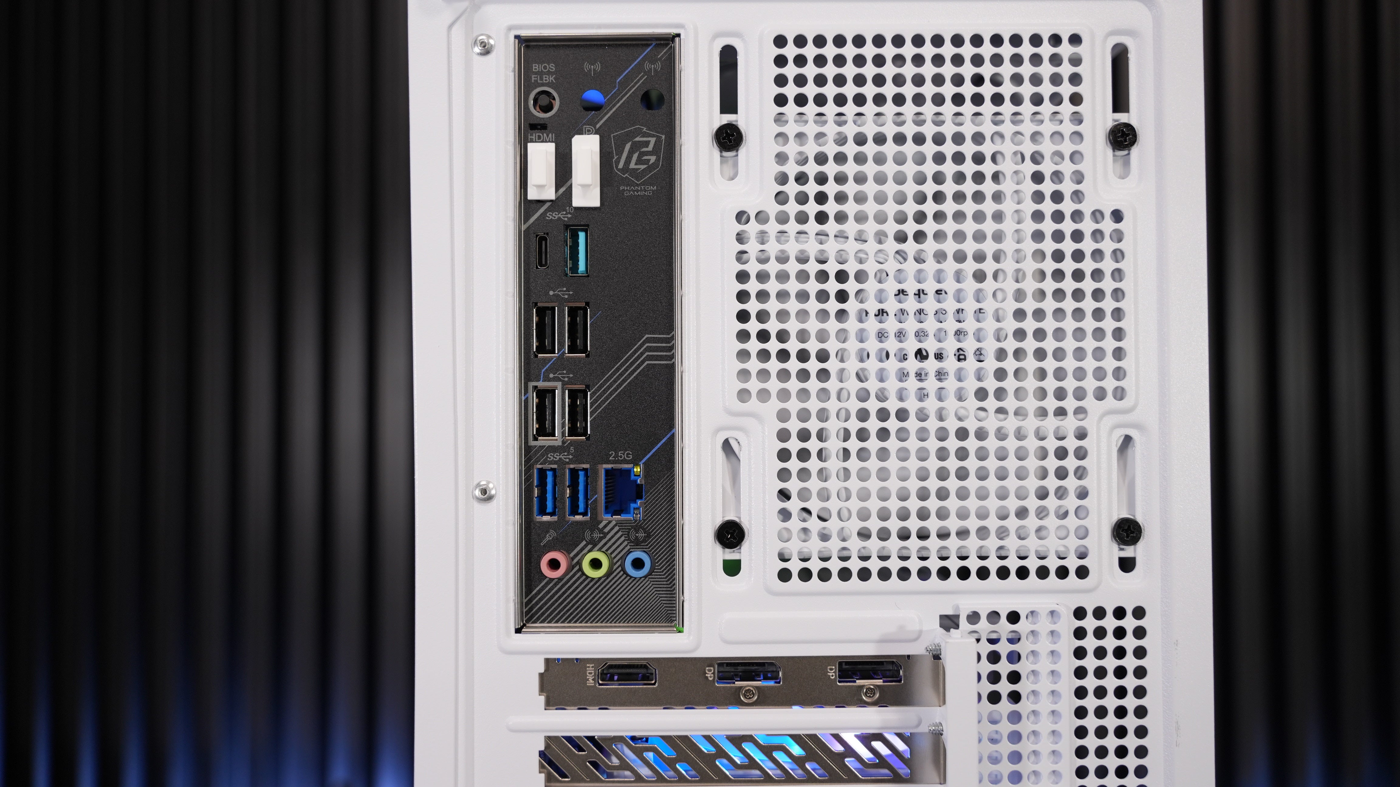 Ryzen 5 8500G + RX 9060XT Gaming PC