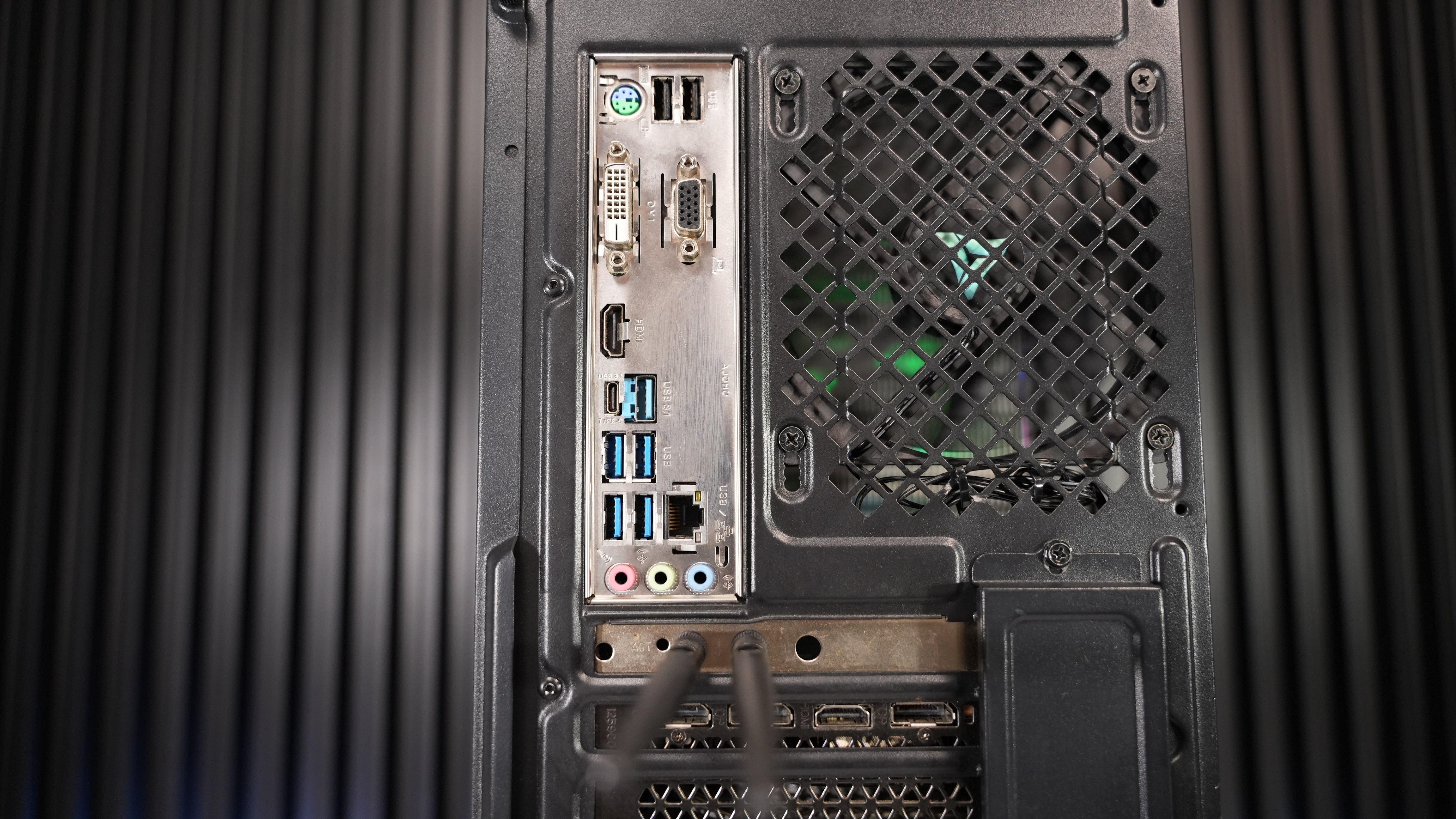 Ryzen 5 3600 + RTX 2060 Gaming PC