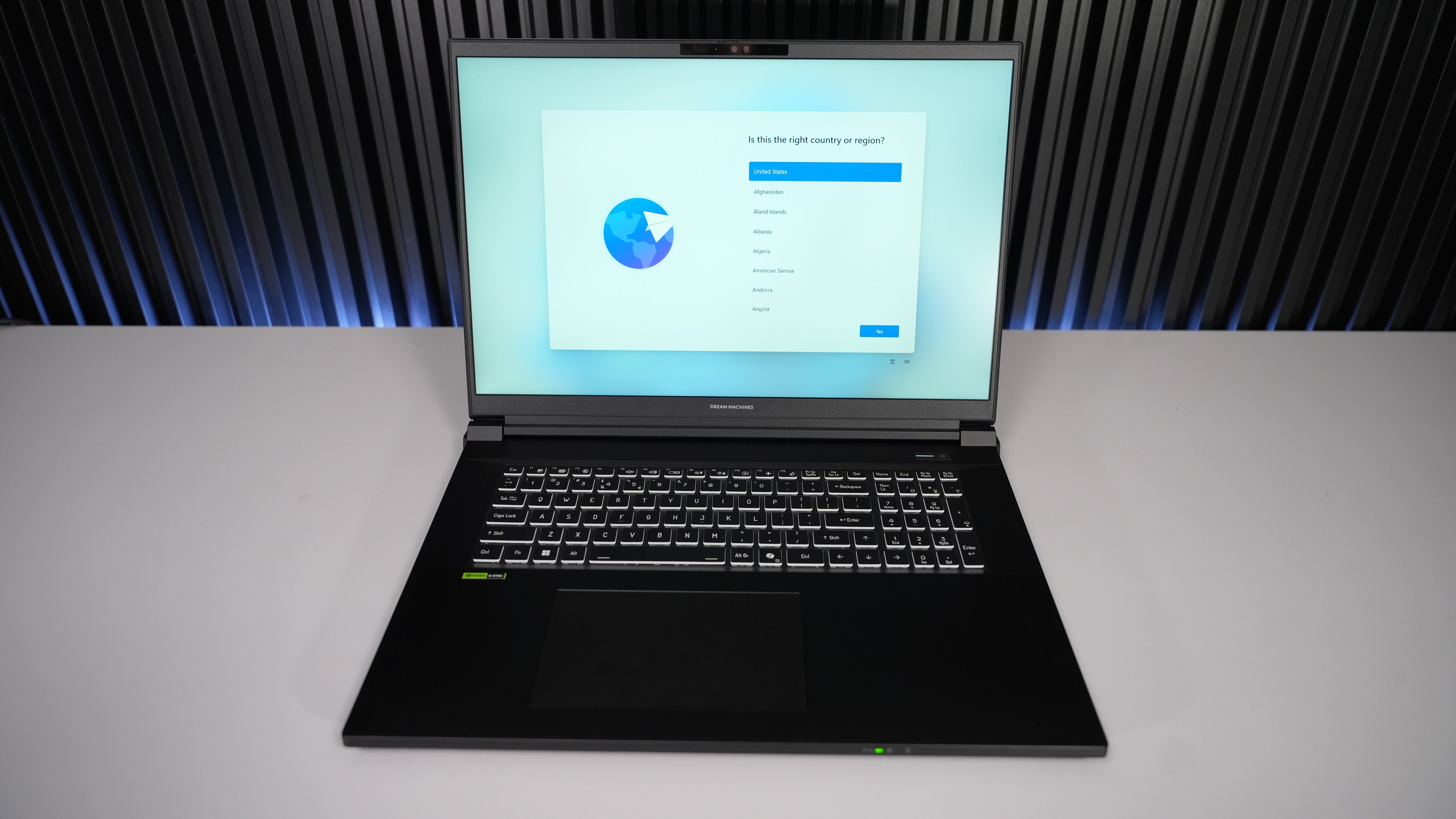 Intel Ultra 9 275HX + RTX 5070 Ti Gaming Laptop