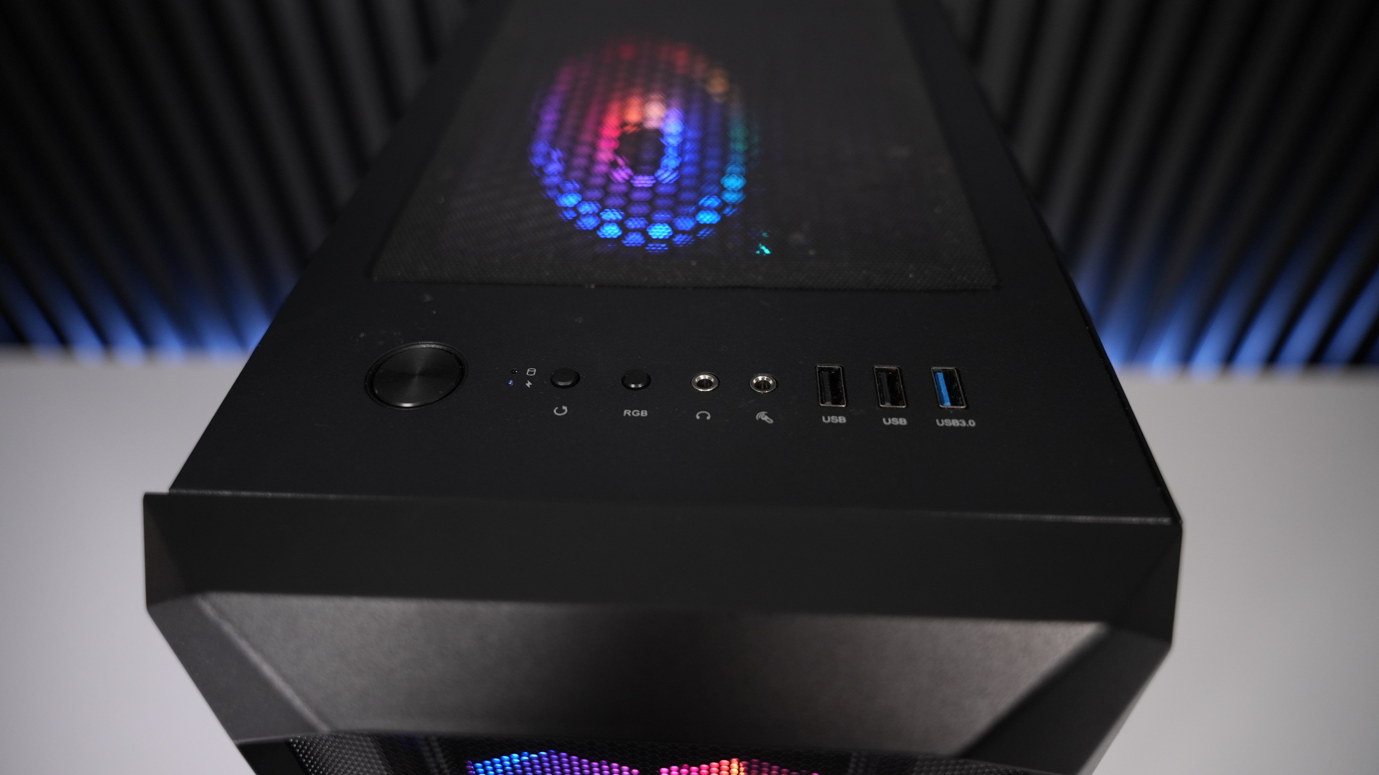 Intel i5 12400F + RX 7600 Gaming PC