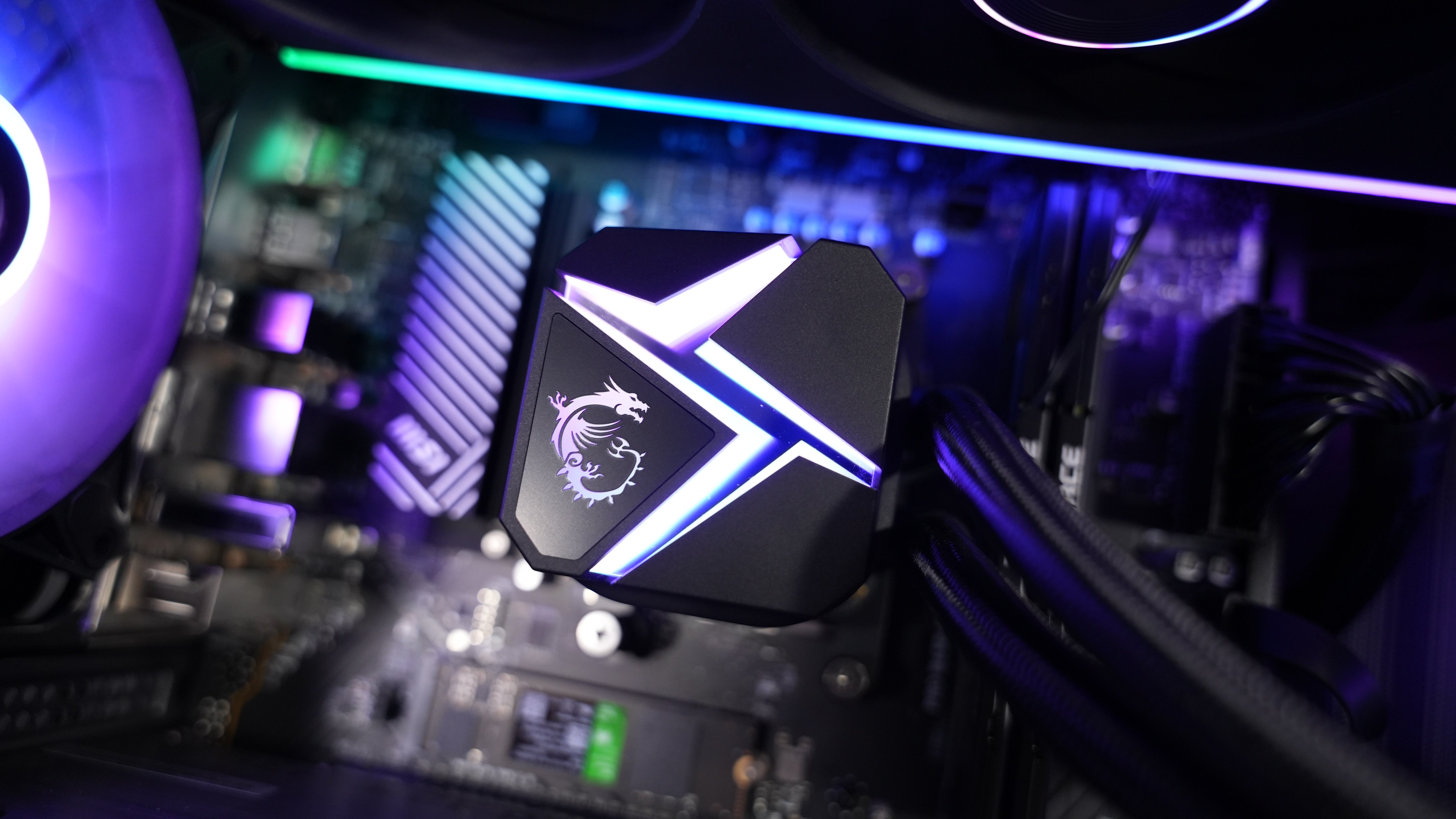 Ryzen 9 9900X + RTX 5080 Gaming/Streaming PC