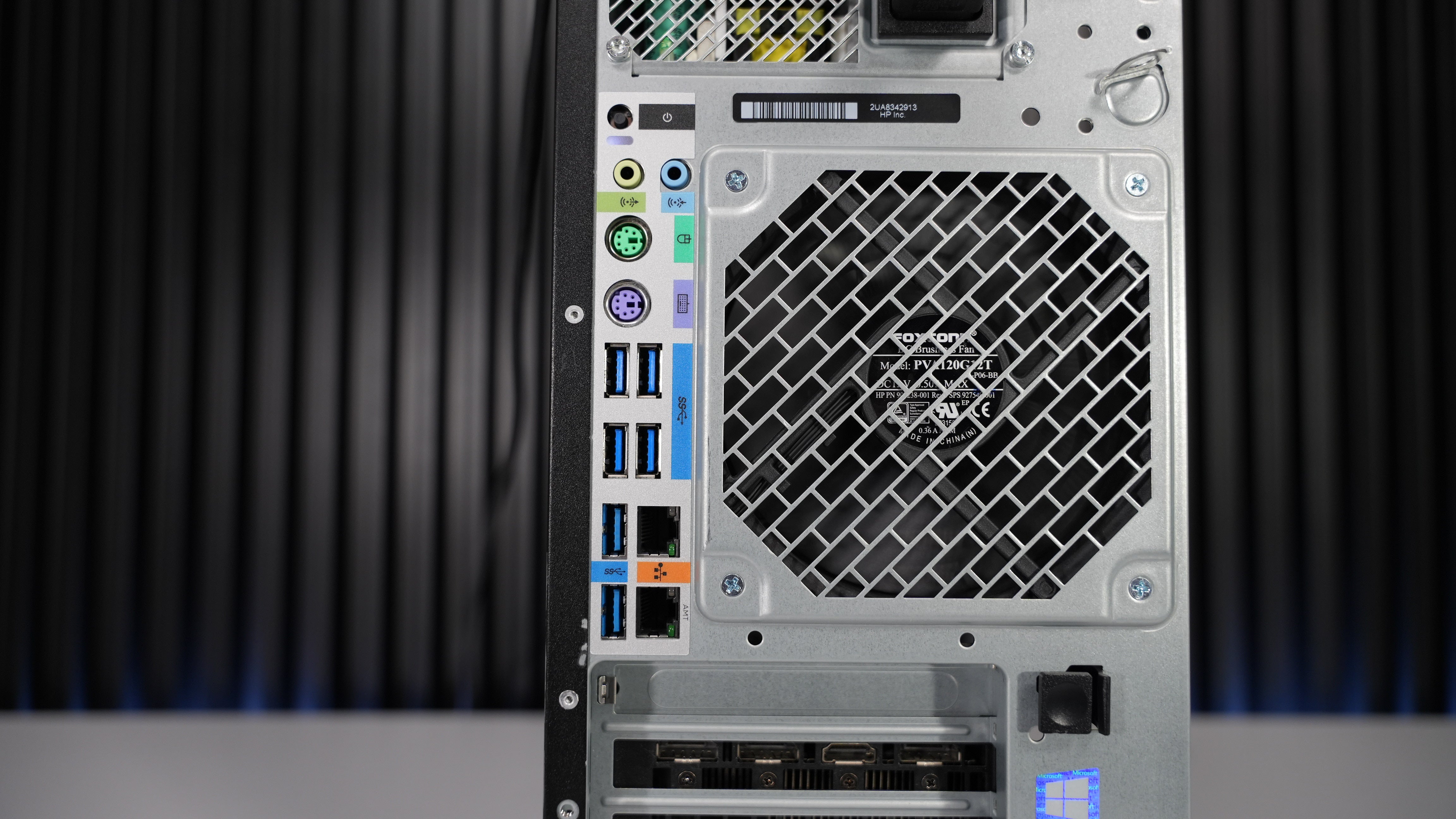 Intel Xeon W-2133 + RTX 2070 Super Gaming PC