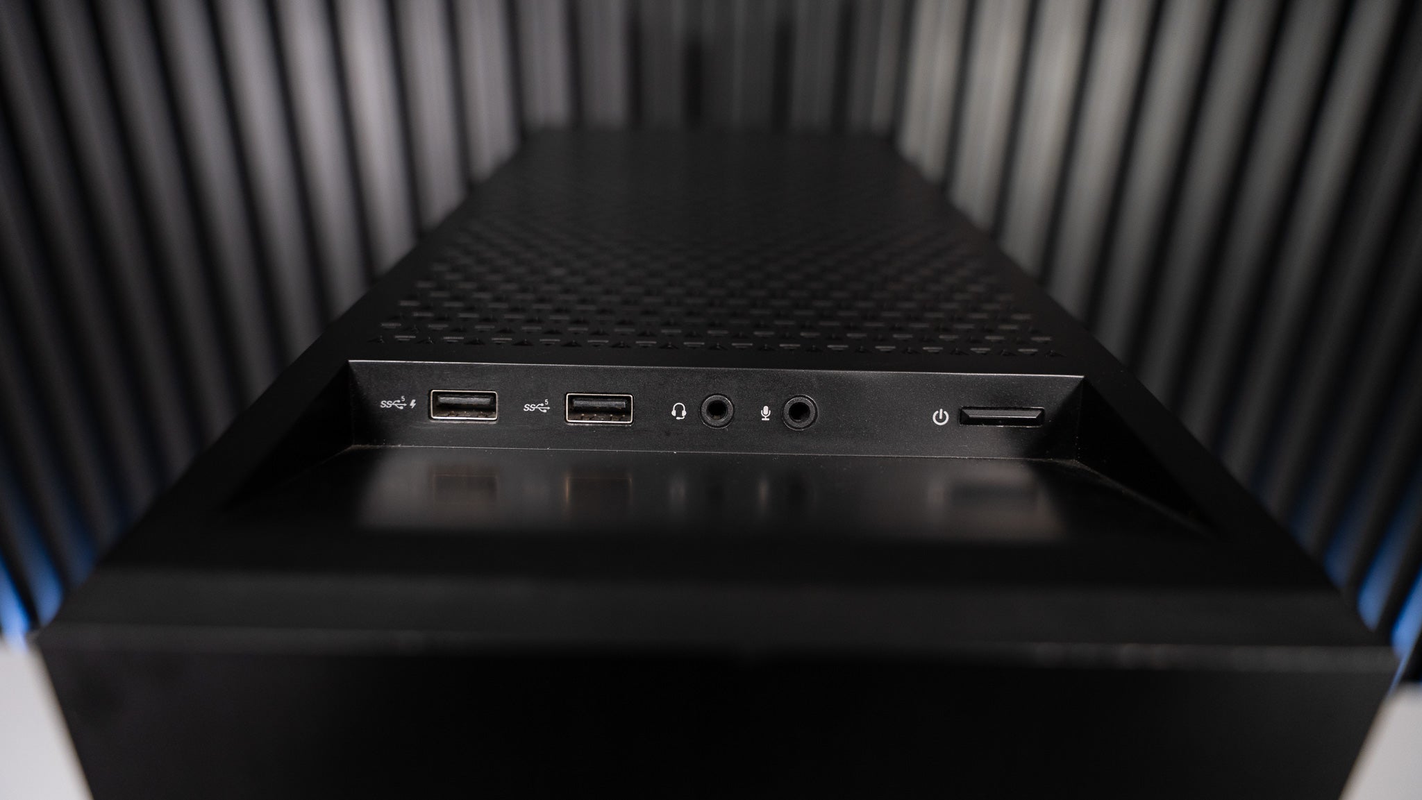 Intel i7 10700 + GTX 1660 Super Gaming PC