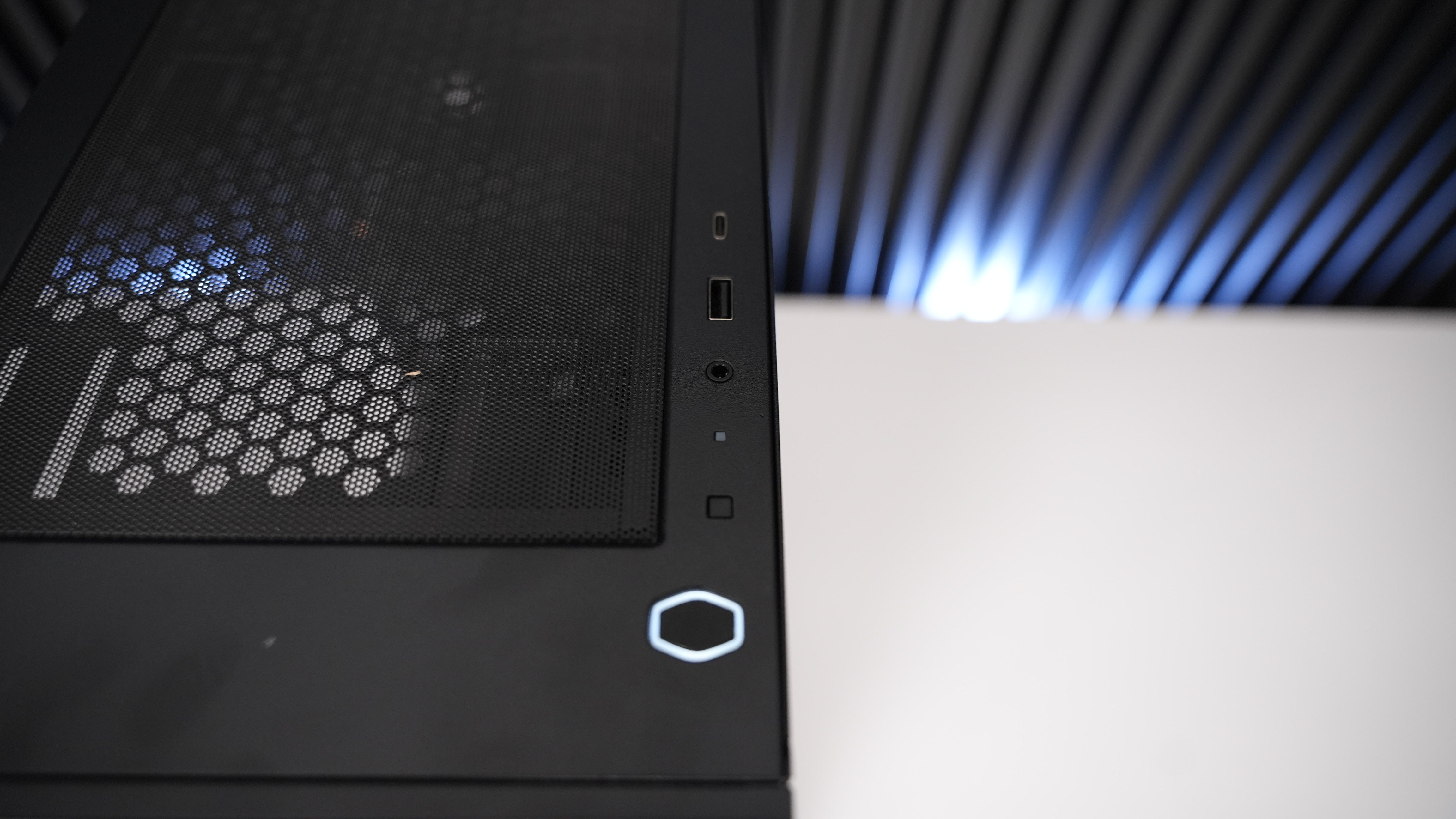 Intel Xeon 2630 + RX 5700XT Gaming PC