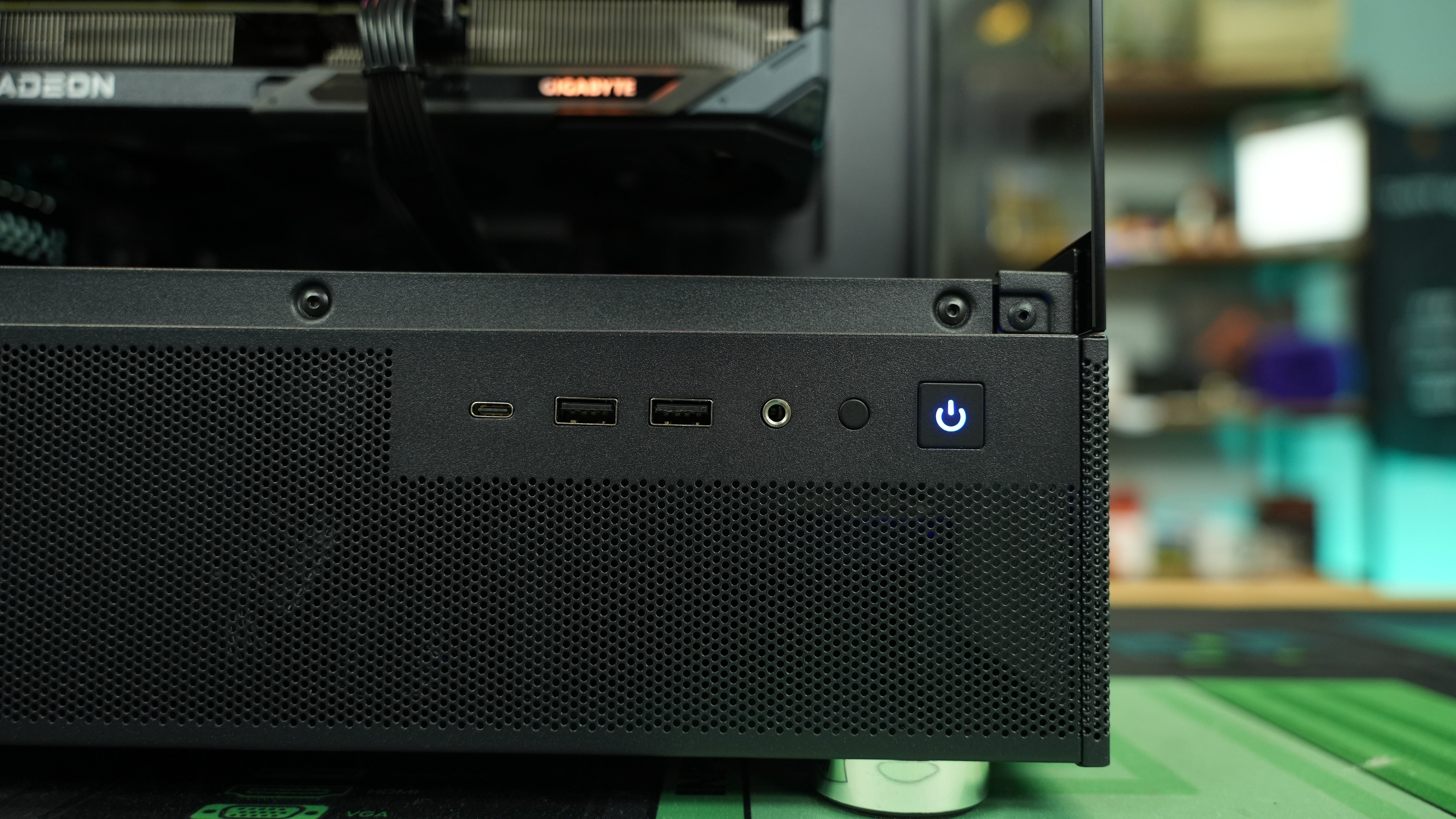Plus Streamer PC - Ultra 5 225F + RX 9060 XT