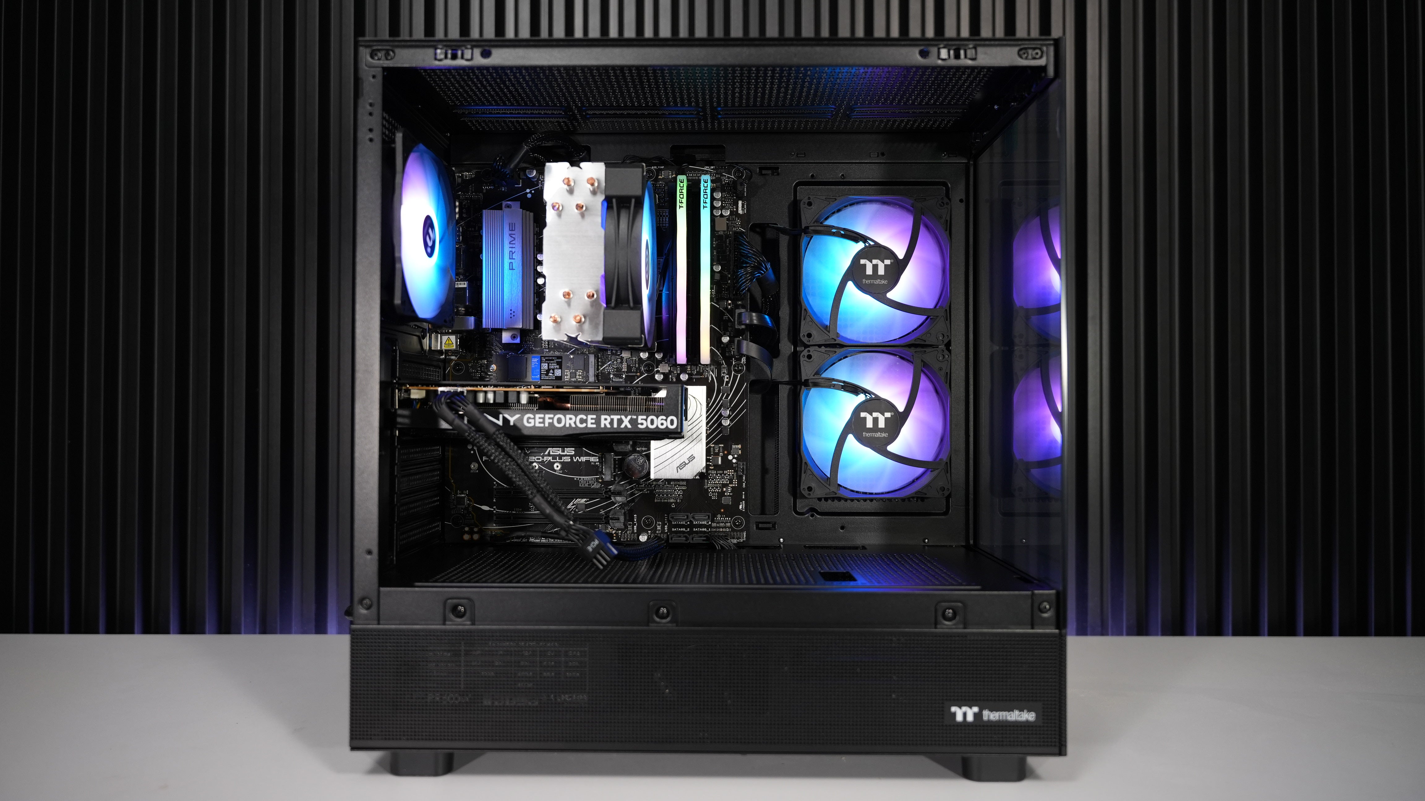 Ryzen 5 8400F + RTX 5060 Gaming PC