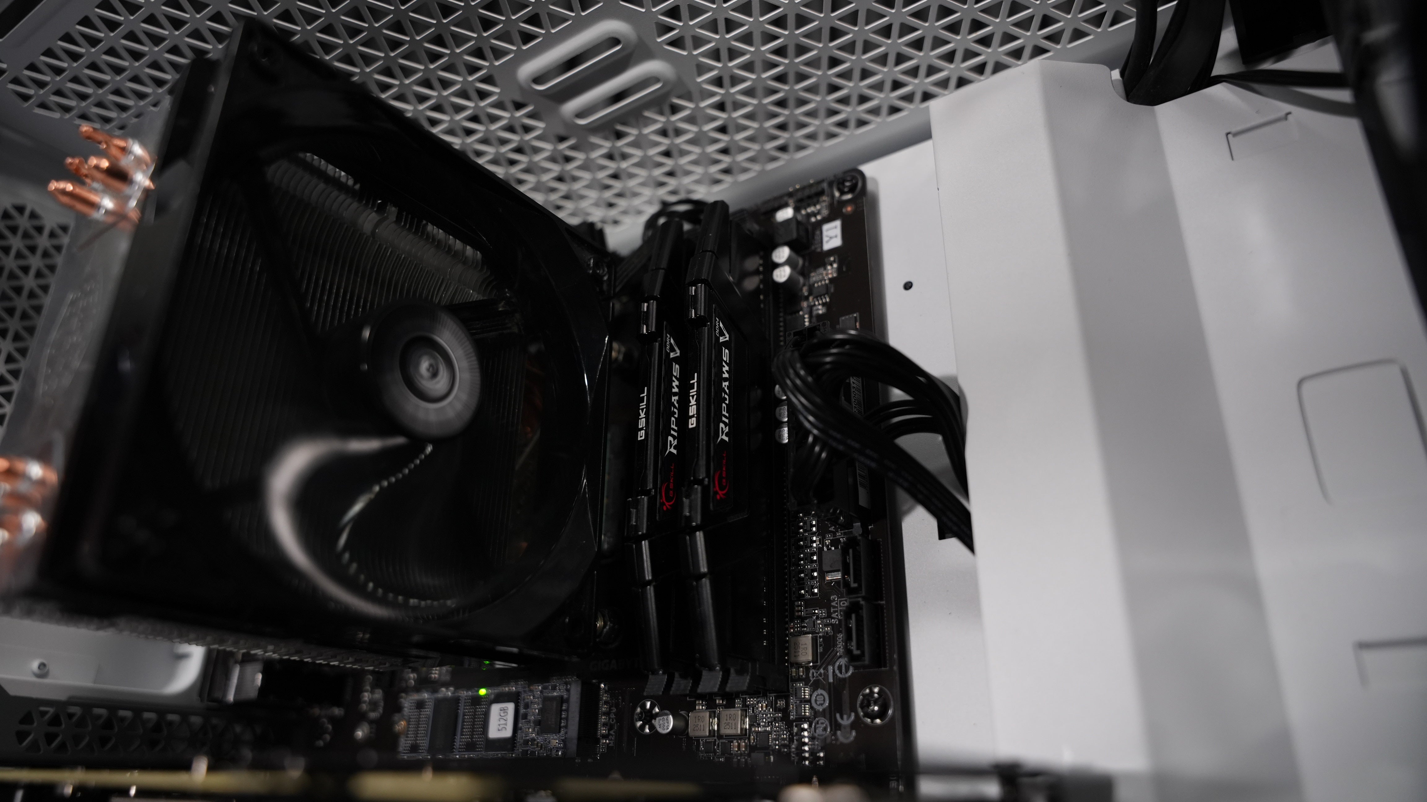 Ryzen 5 5600X + RTX 3060 Gaming PC