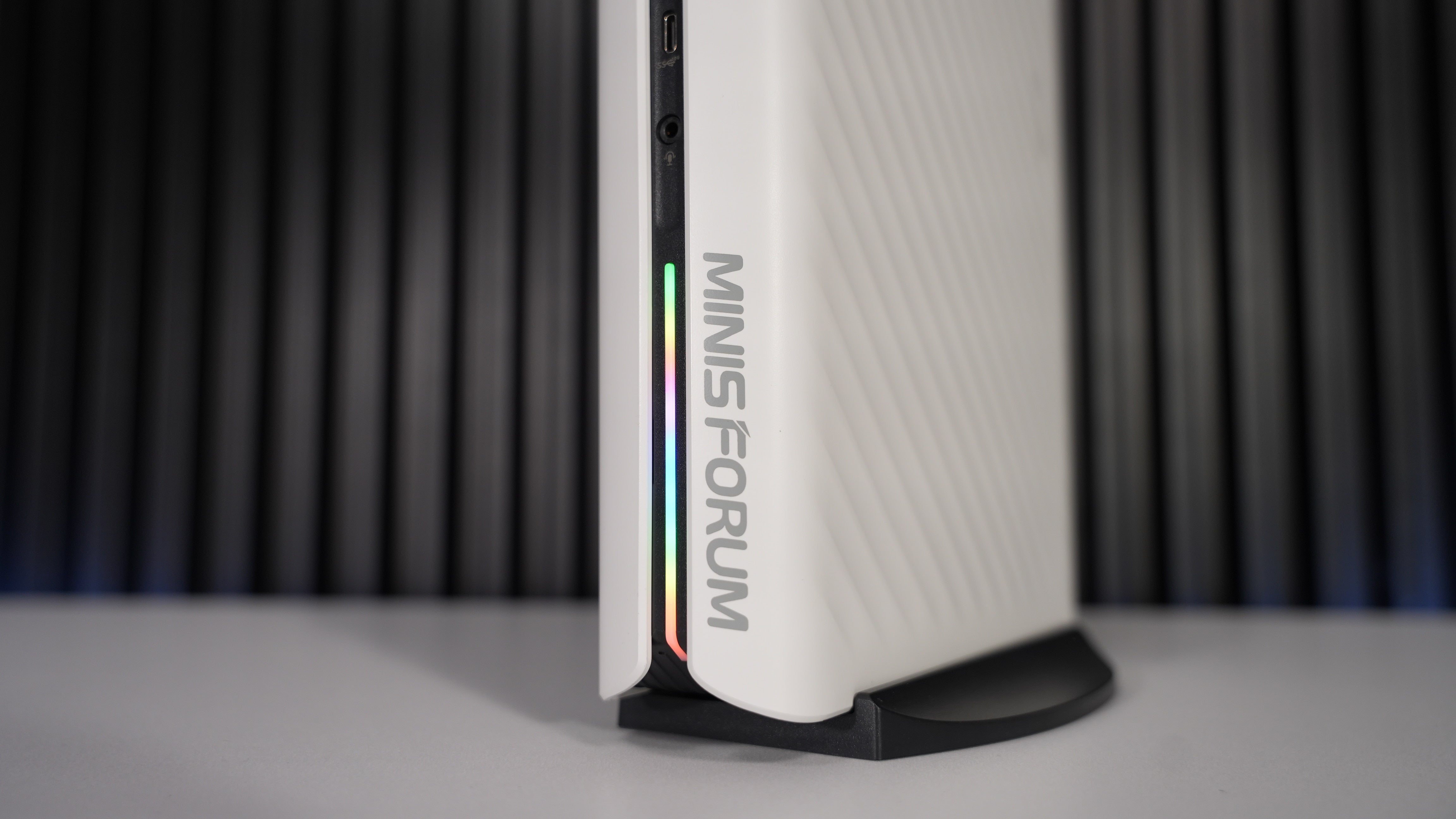 Ryzen 9 8945HX + RTX 5060 Mini Workstation