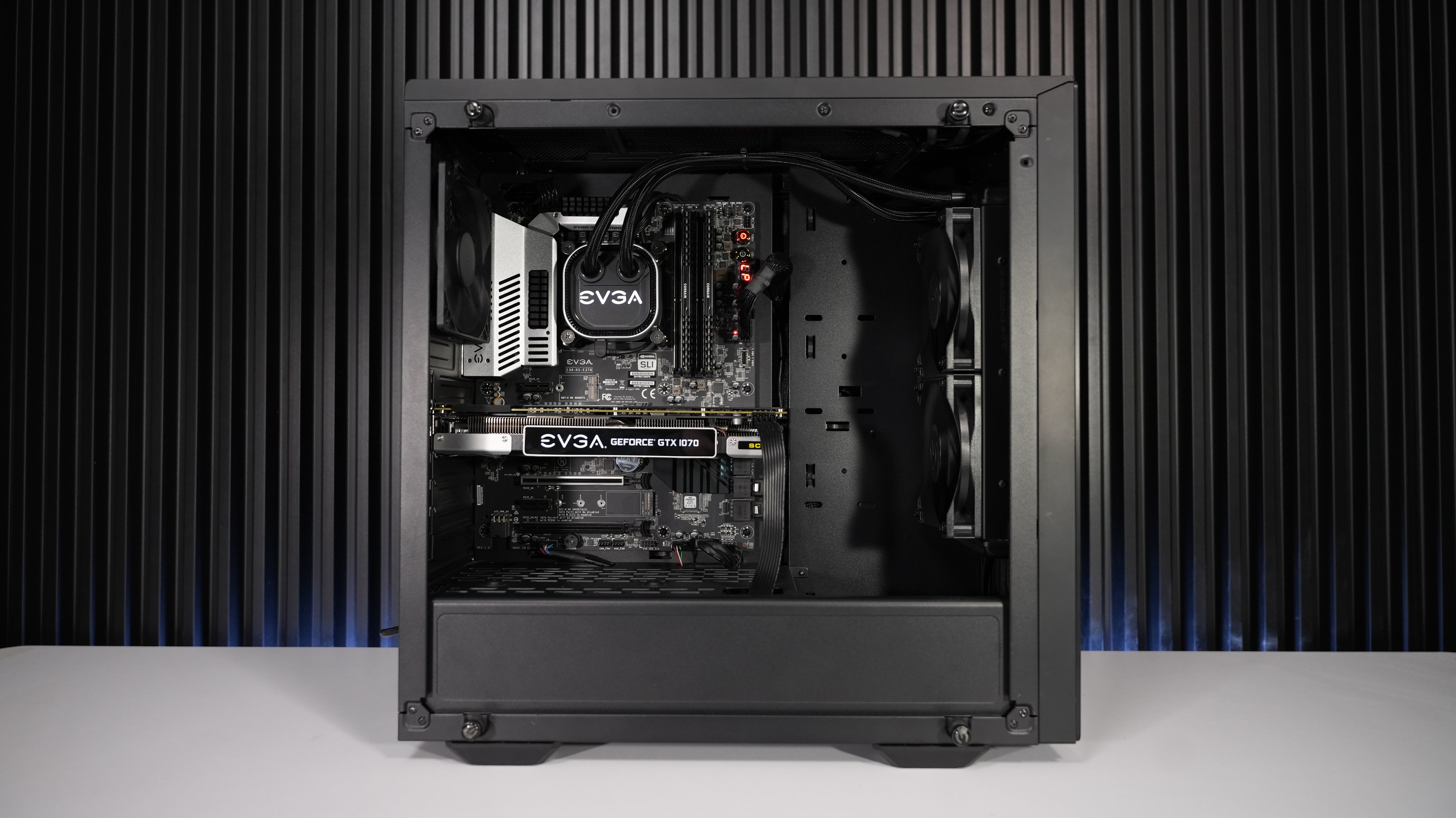 Intel i7 8700 + GTX 1070 Gaming PC